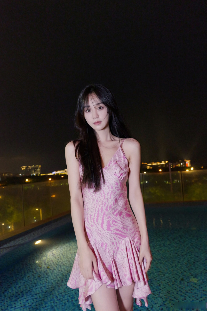 魏诗莹(wishbao)《风和日丽》[网页链接](网易云音乐)