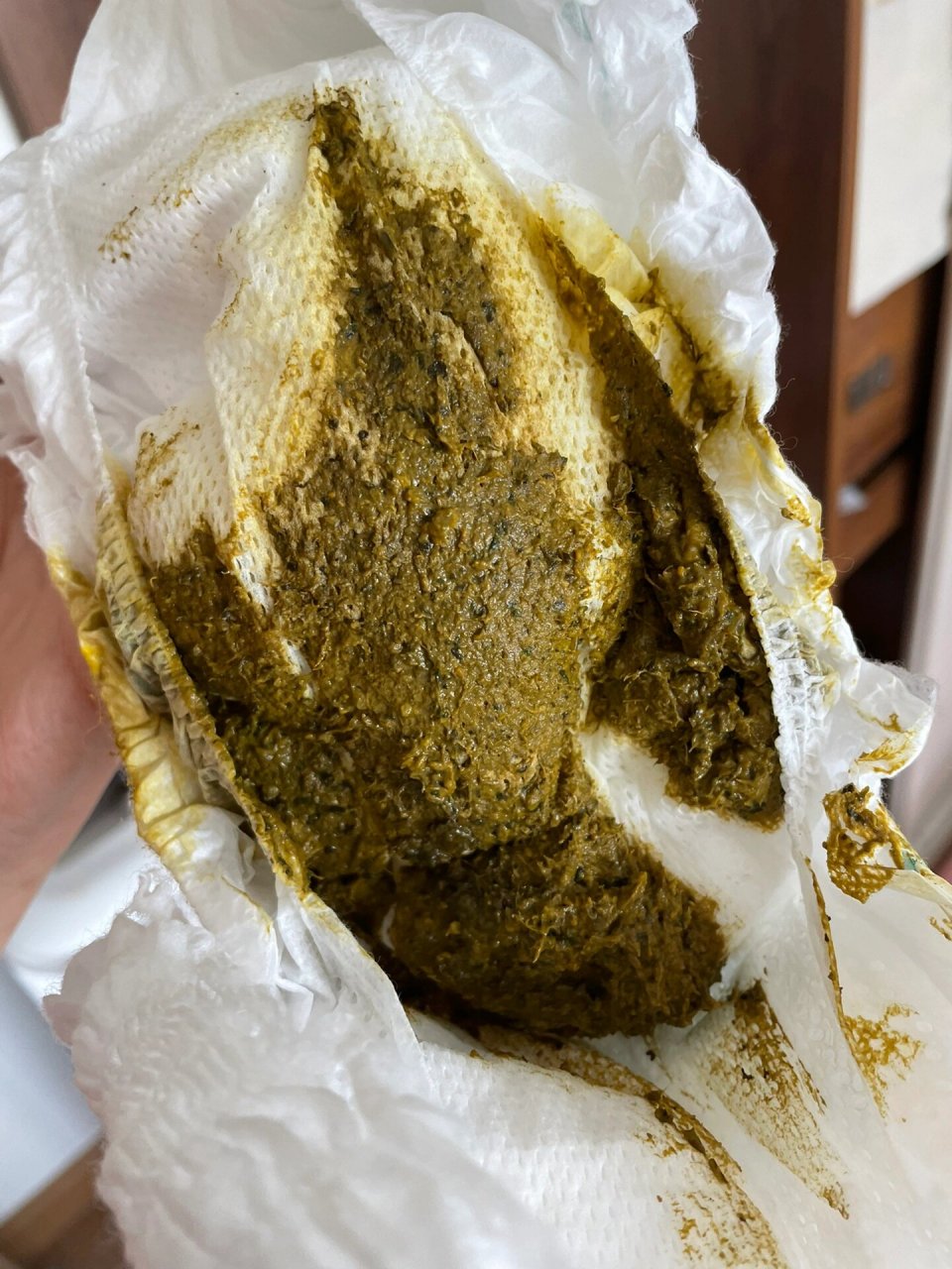 喝蔼儿舒一个多月的便便 大家帮我看看喝了一个多月蔼儿舒的便便,这算