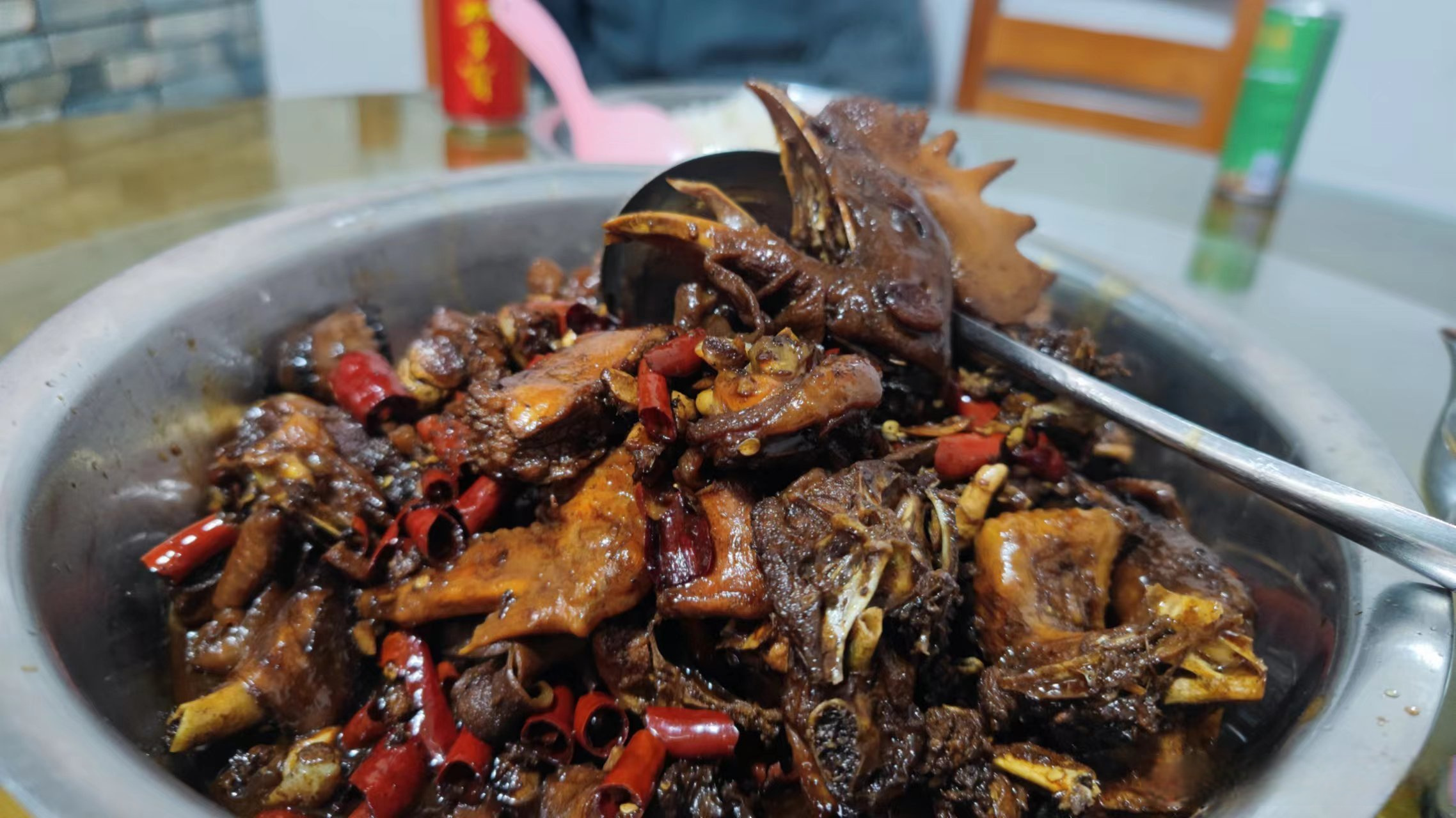 记录家乡美 拍出家乡味 云南永平辣子鸡,以其独特的魅力和灵活方便的