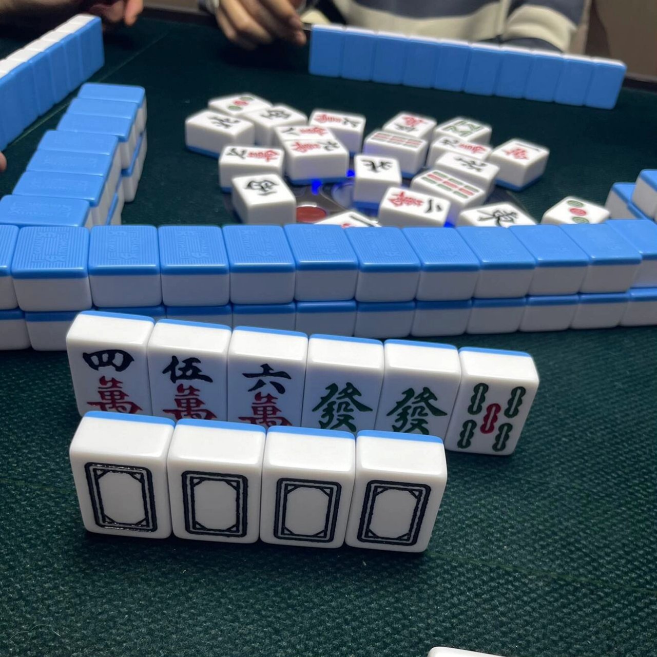 杭麻摸过的四白板们 去打麻将吧 去打四个财神的麻将杭州麻将