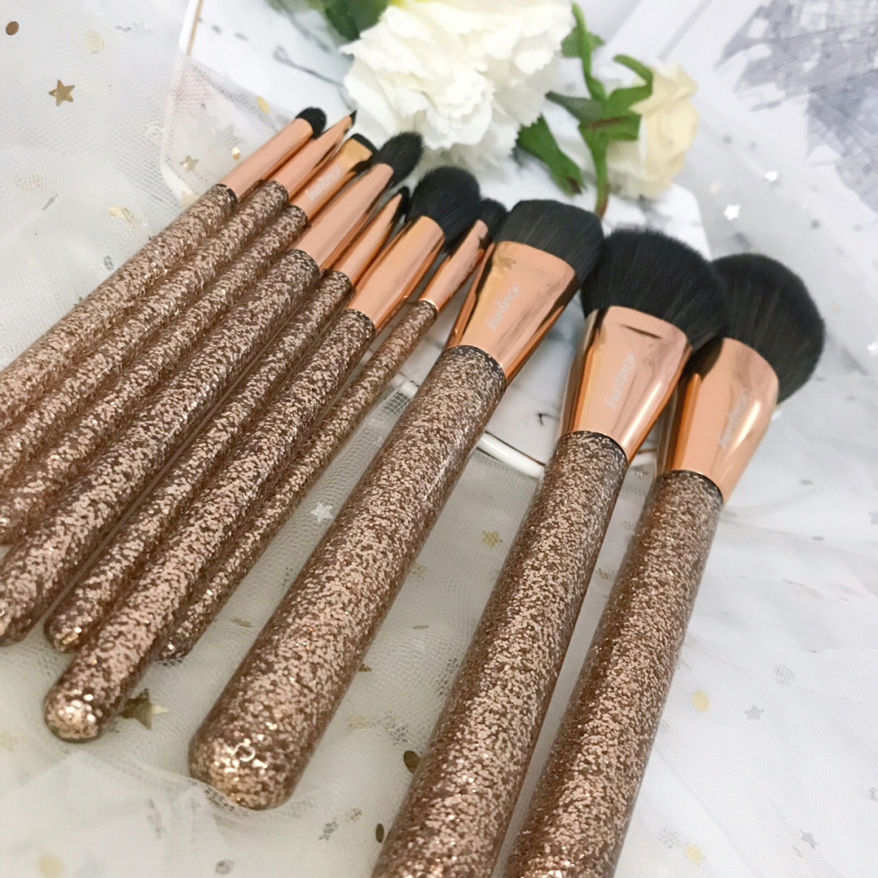 彩妆 | 秋冬来个紫棕色日常妆吧74谁说紫色眼影不日常!