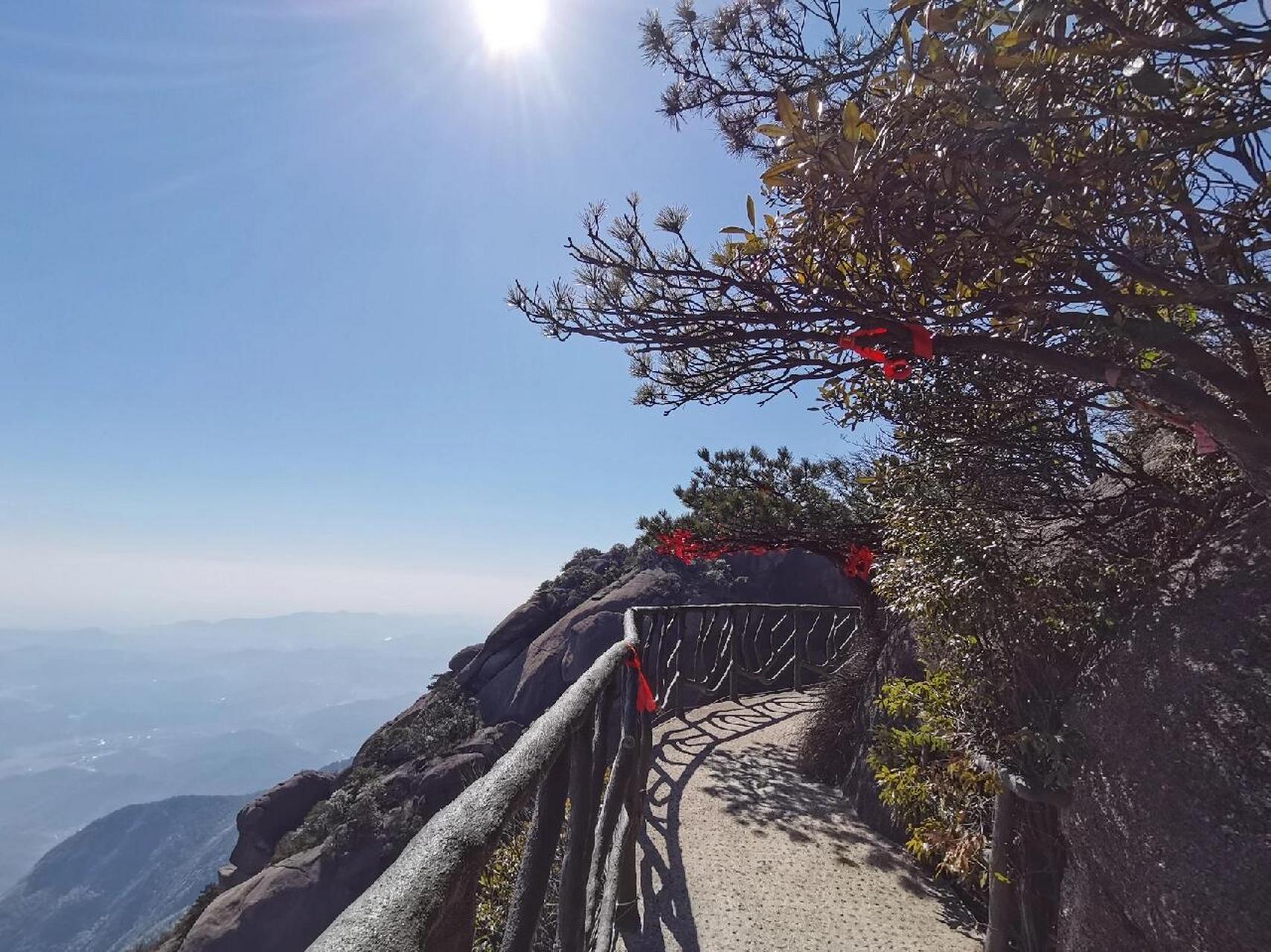 上饶灵山:一座值得一去的江西名山 灵山景区位于江西省上饶市广信区