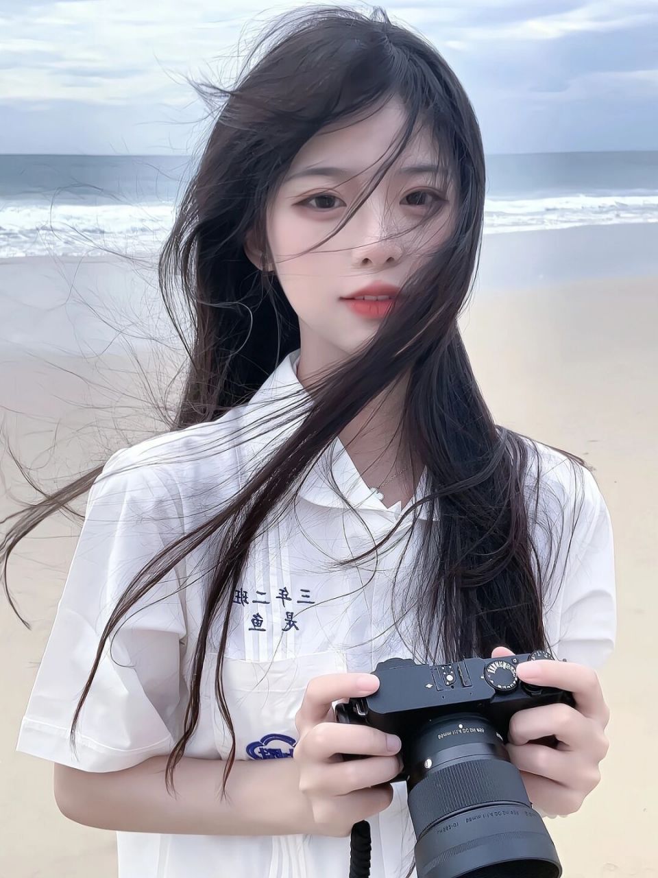 甜系女孩cn:鱼是不是喝醉了#壁纸# #修图# #头像分享# #壁纸分享
