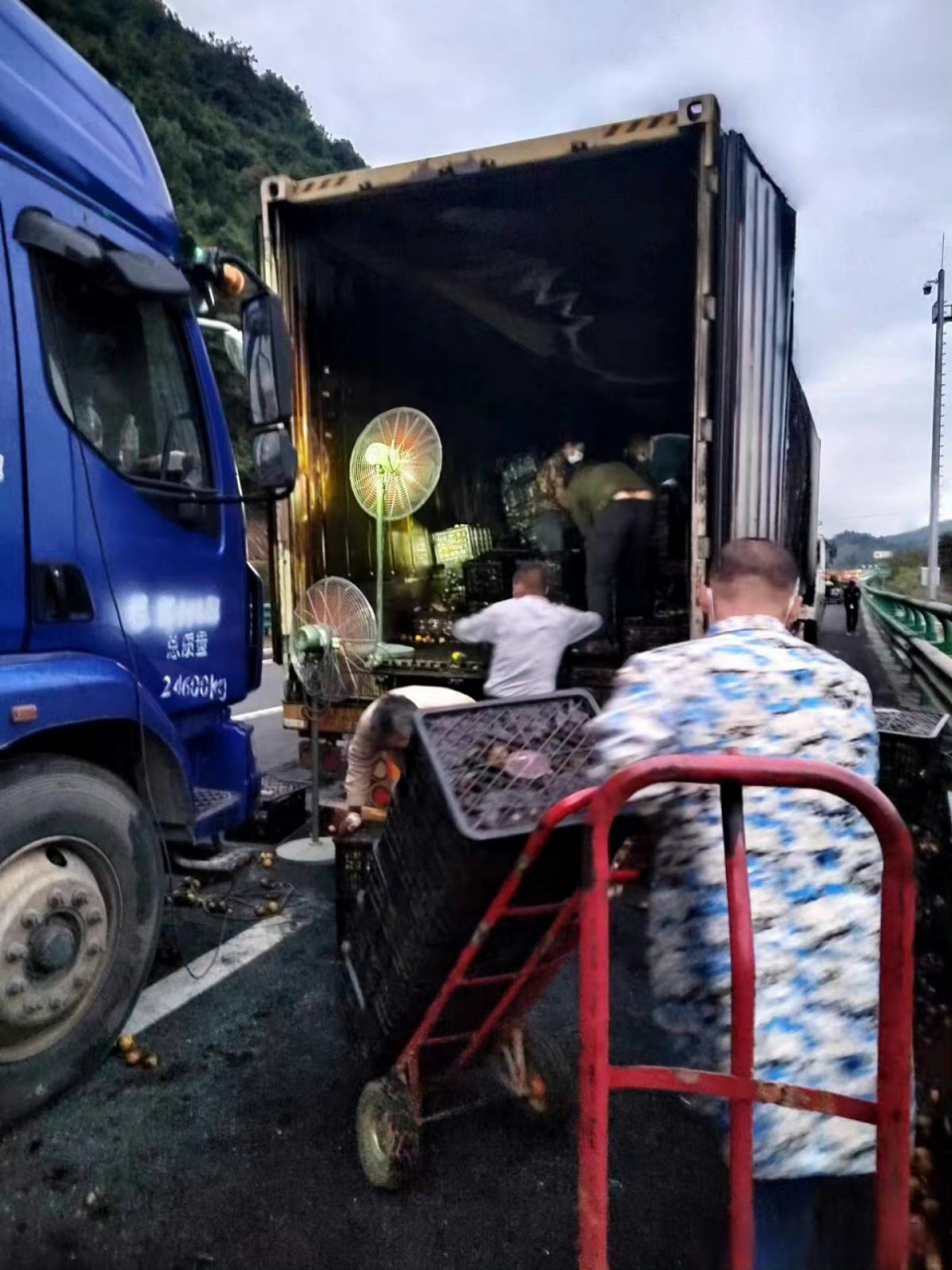 【报价邀请】集装箱 | 广西柳州1个集装箱 1,货品信息:集装箱.