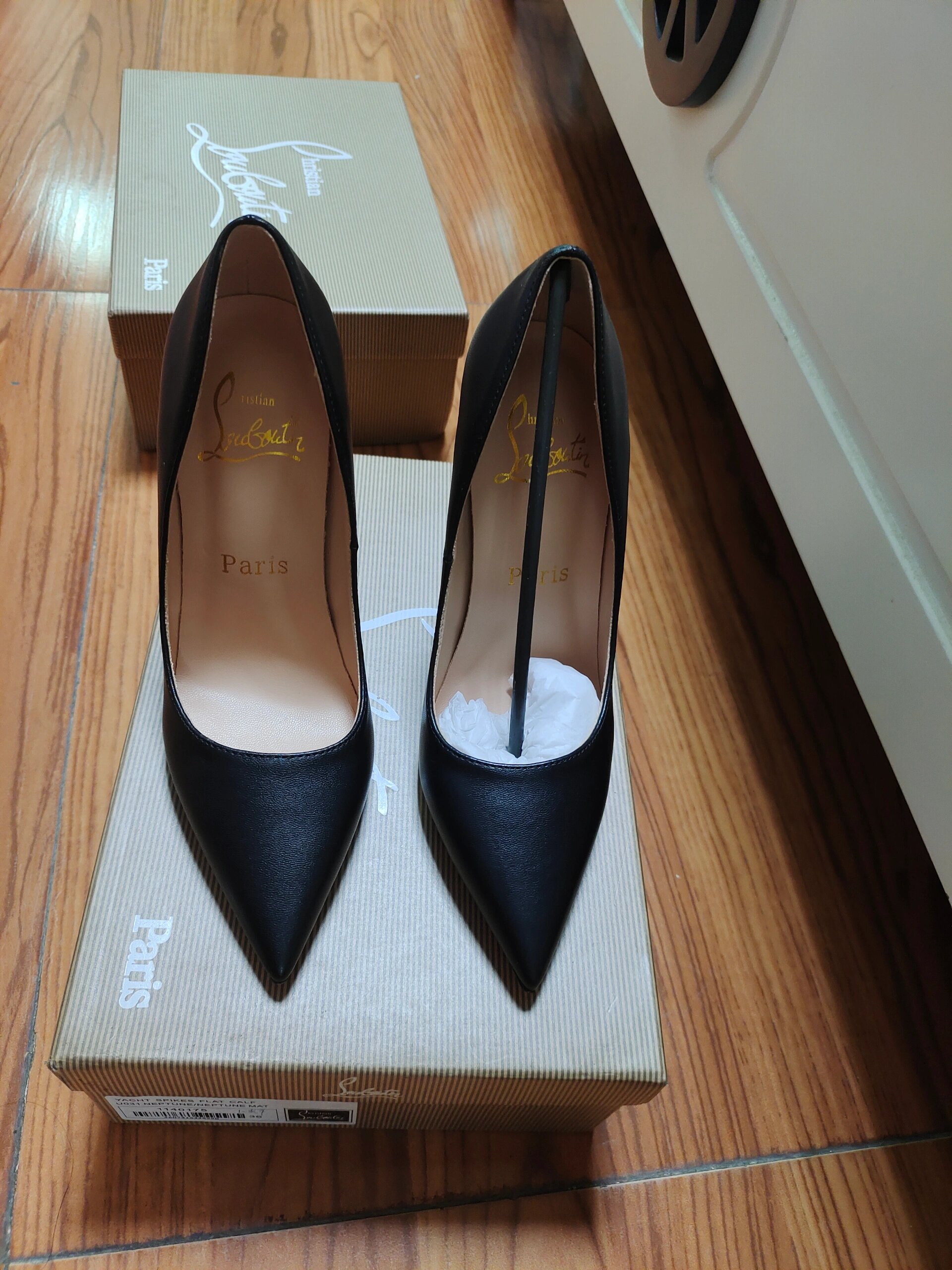 36码cl浅黑色红底高跟鞋跟高12cm