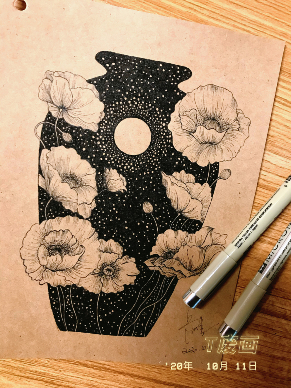 针管笔黑白装饰画临摹 花瓶花瓶 步骤图分享 画这个图的时候速度很快