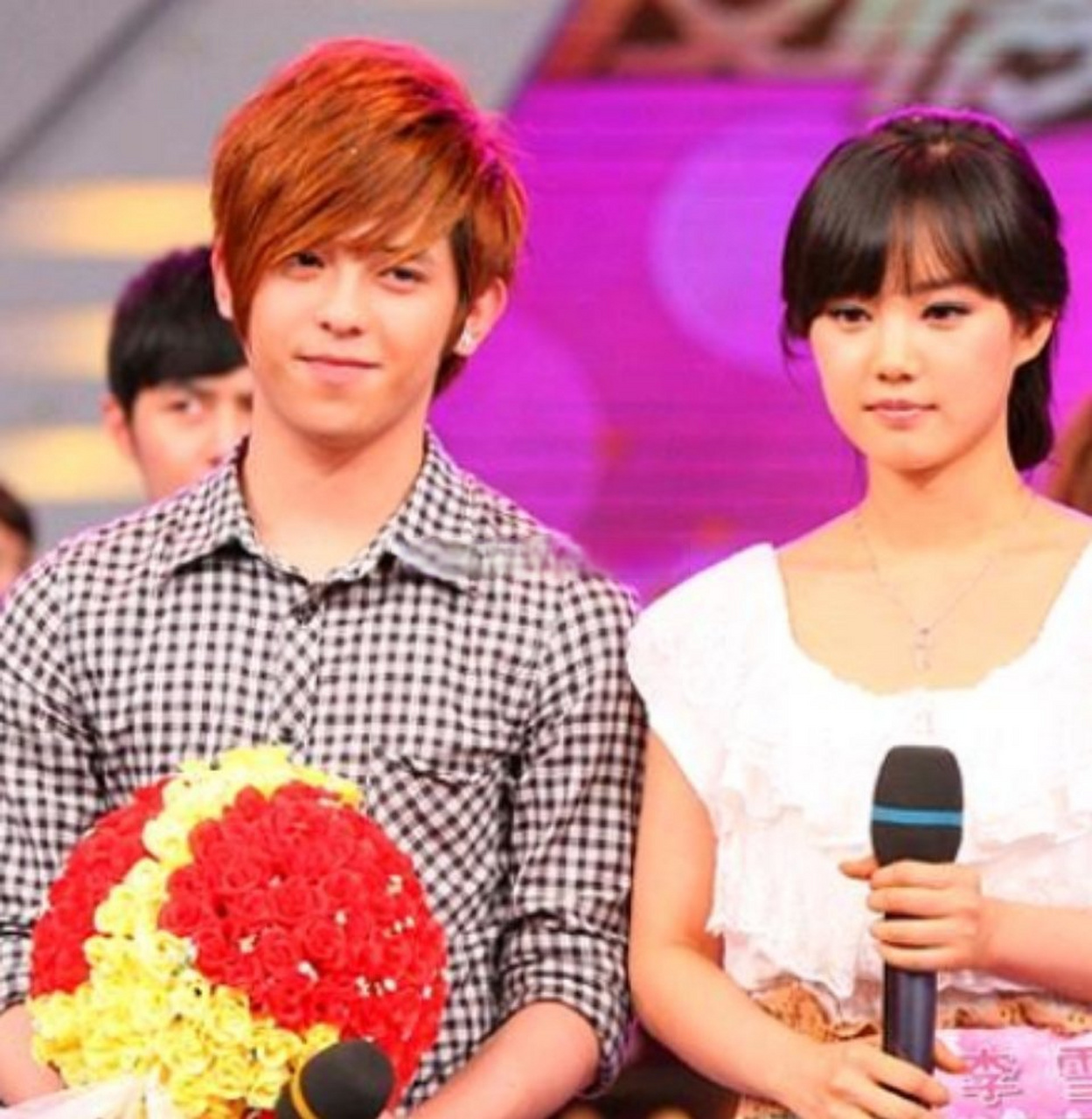 符龙飞是个好神奇的艺人啊:跟罗云熙当过队友,跟李一桐上过相亲节目