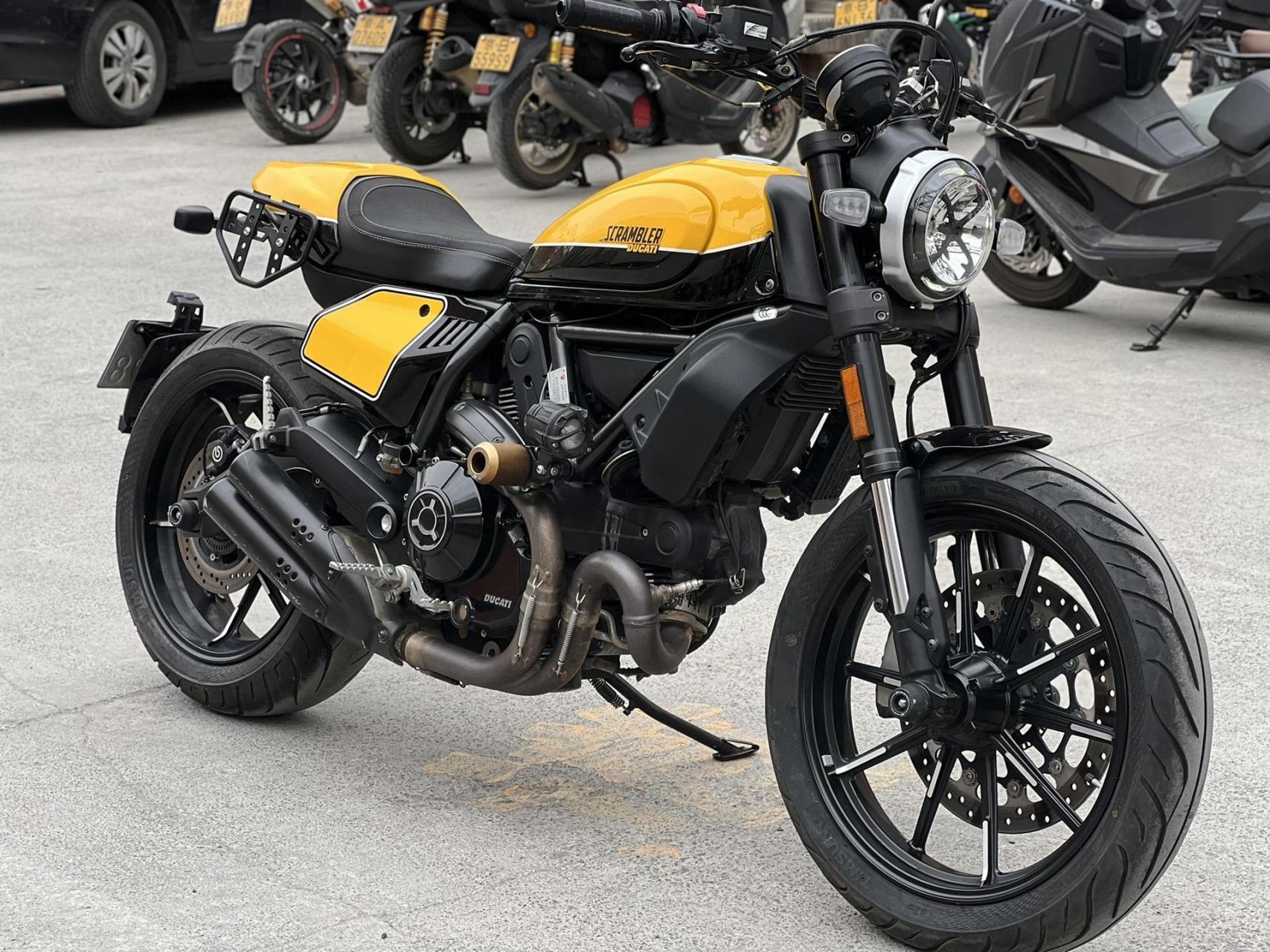 20年 杜卡迪 自游800劲 行驶8000公里 个人一手  全车车衣 手把加热