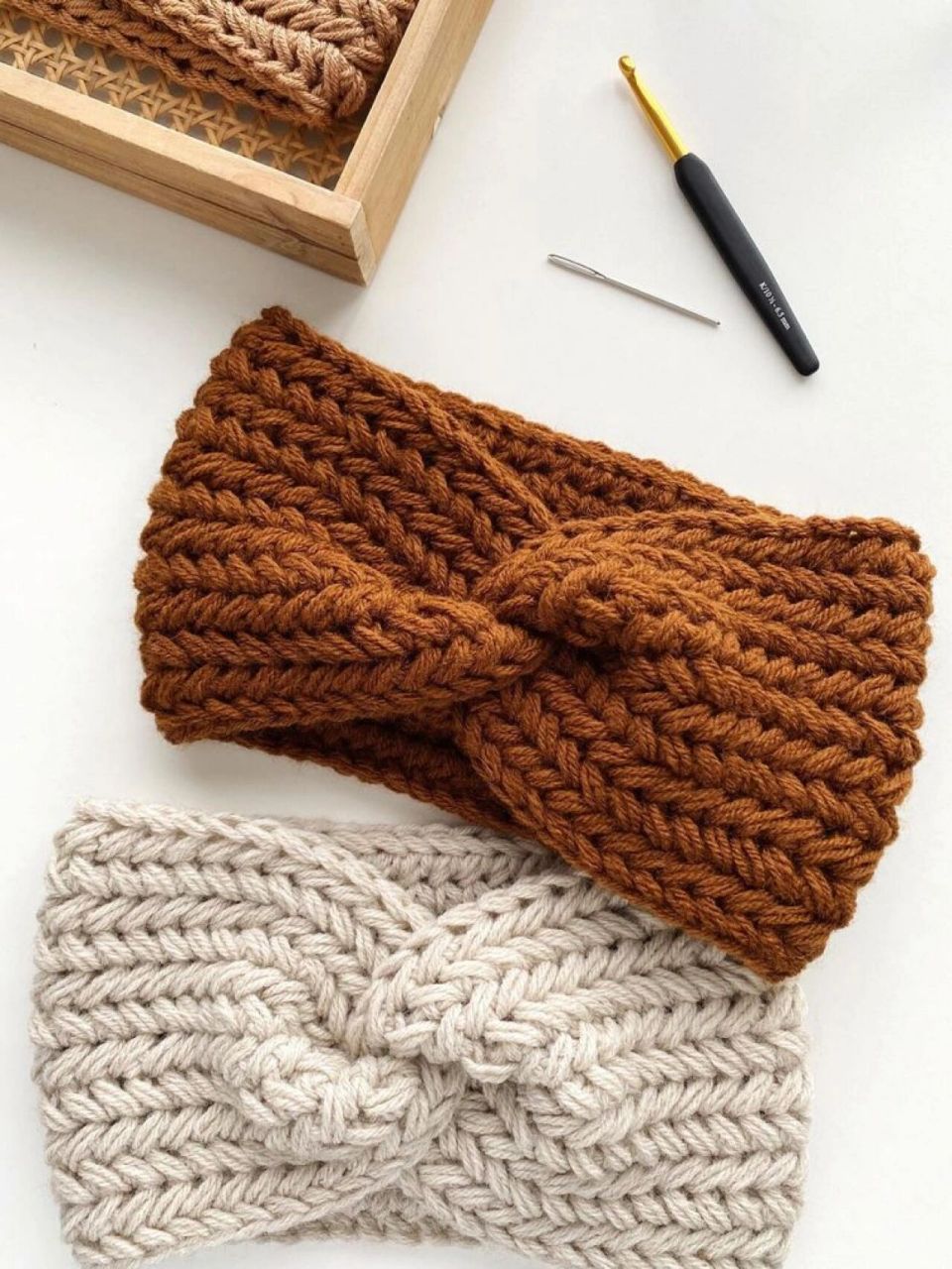 钩针编织·秋冬保暖发带·发饰·图解      枣形针的方式.