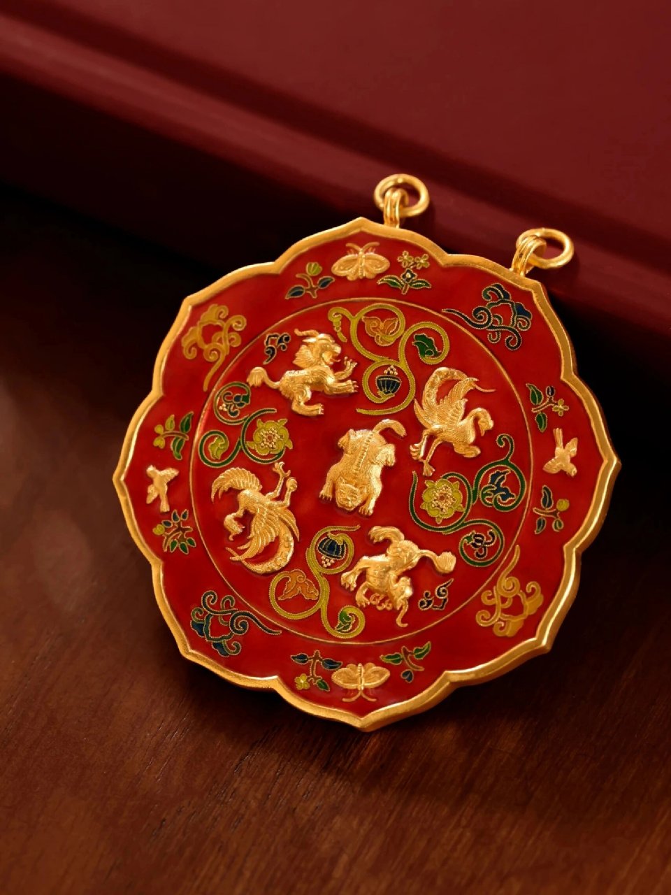 [期待][期待][期待] - "双鸾瑞兽纹铜镜"是小吴家的珍藏,鸾鸟瑞兽纹