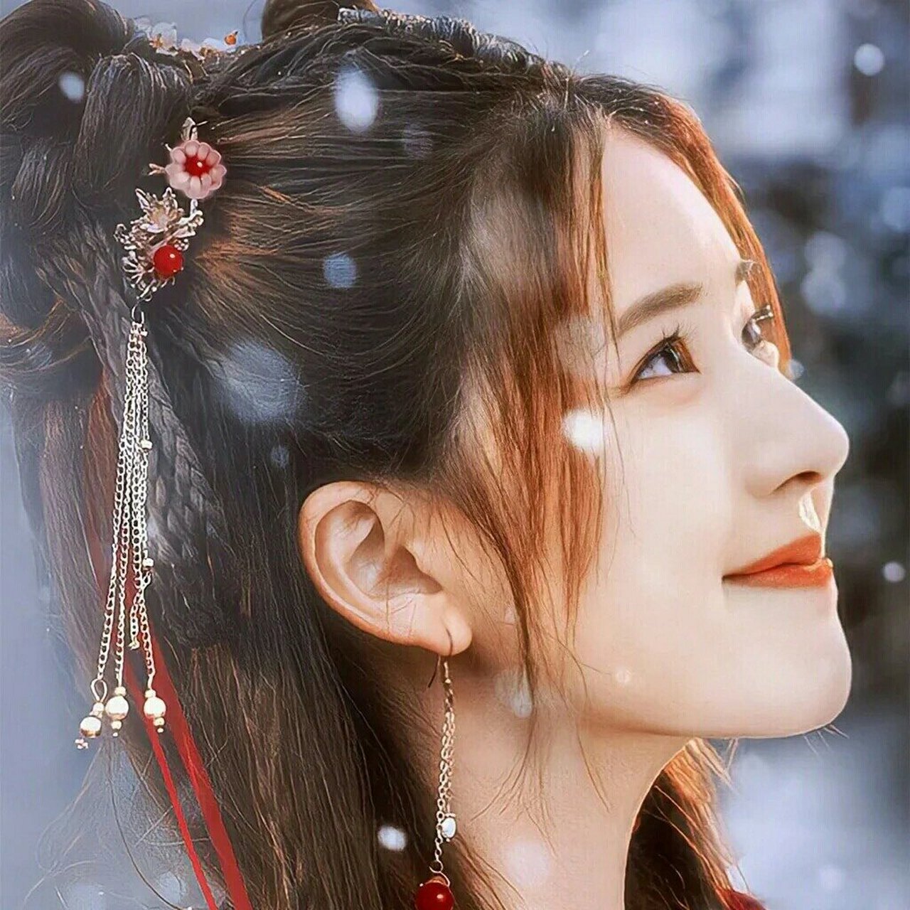 赵露思古装头像