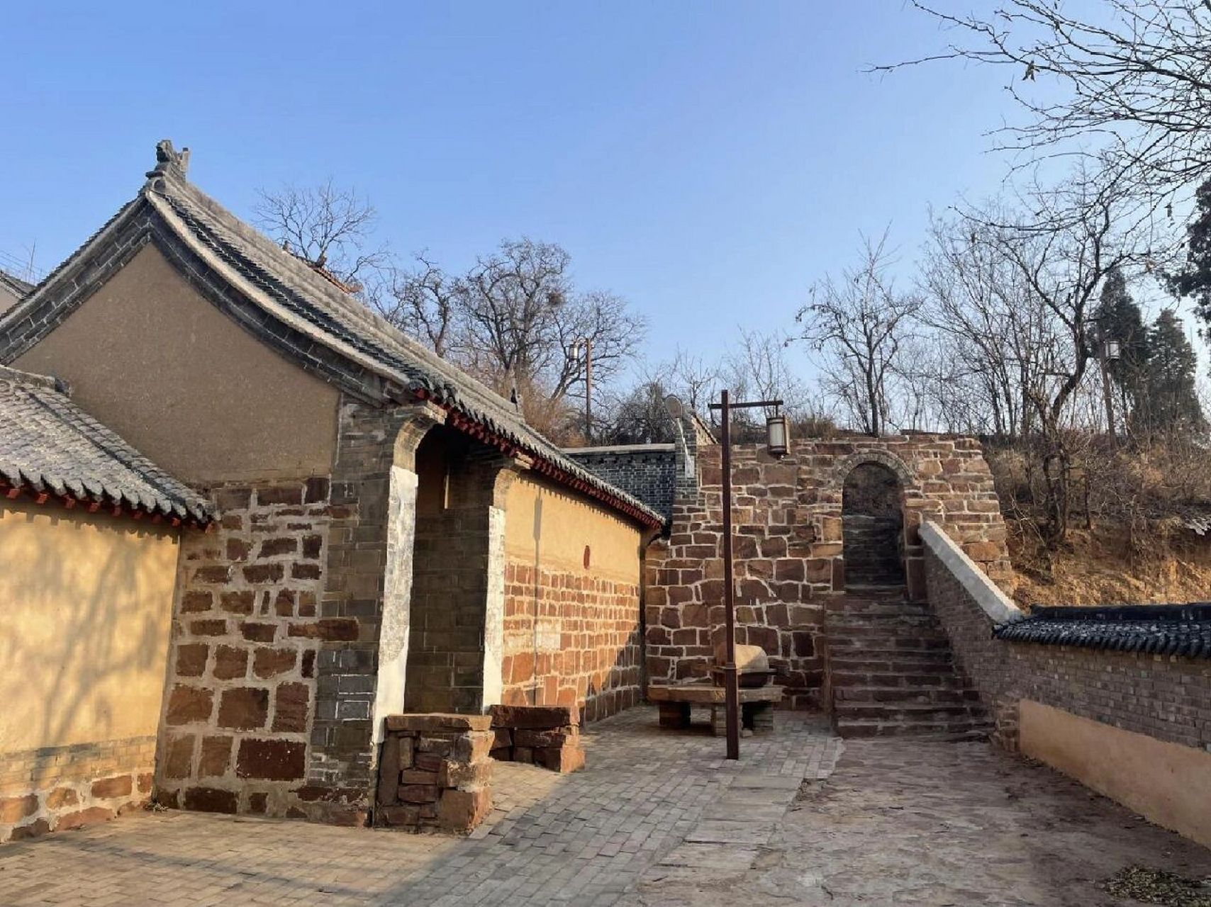 年我们有幸参与中国第一批传统村落乔庄村的保护和发展规划编制工作