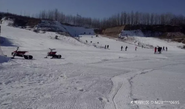 郑州桃花峪滑雪场电话图片