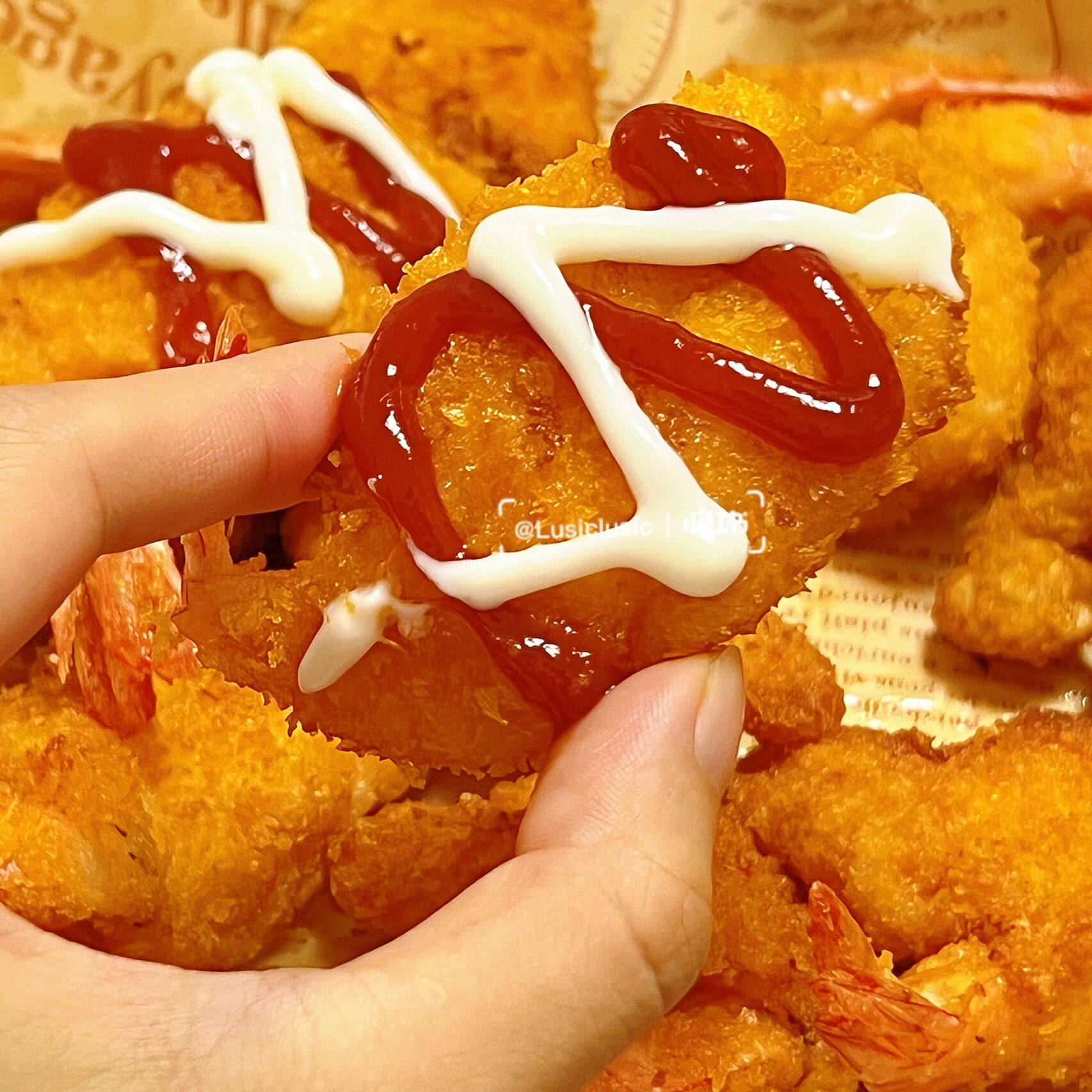 简易版天妇罗虾98 面包糠炸虾 黄金脆皮虾 99材料: 大虾(去头,去