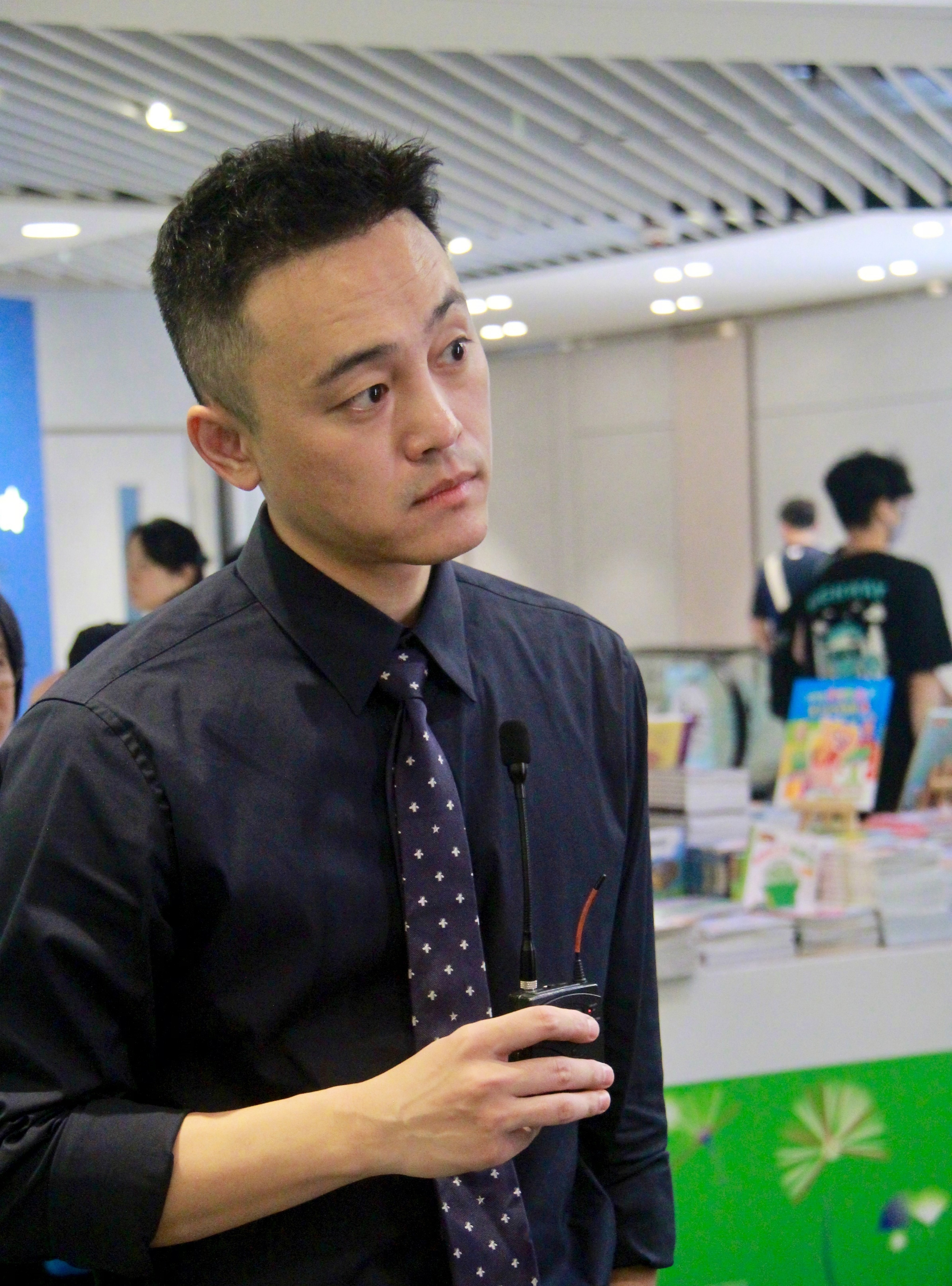 谢谢香港的朋友们～,第一次来,走了很多步,见到了很多不同的风景,还有