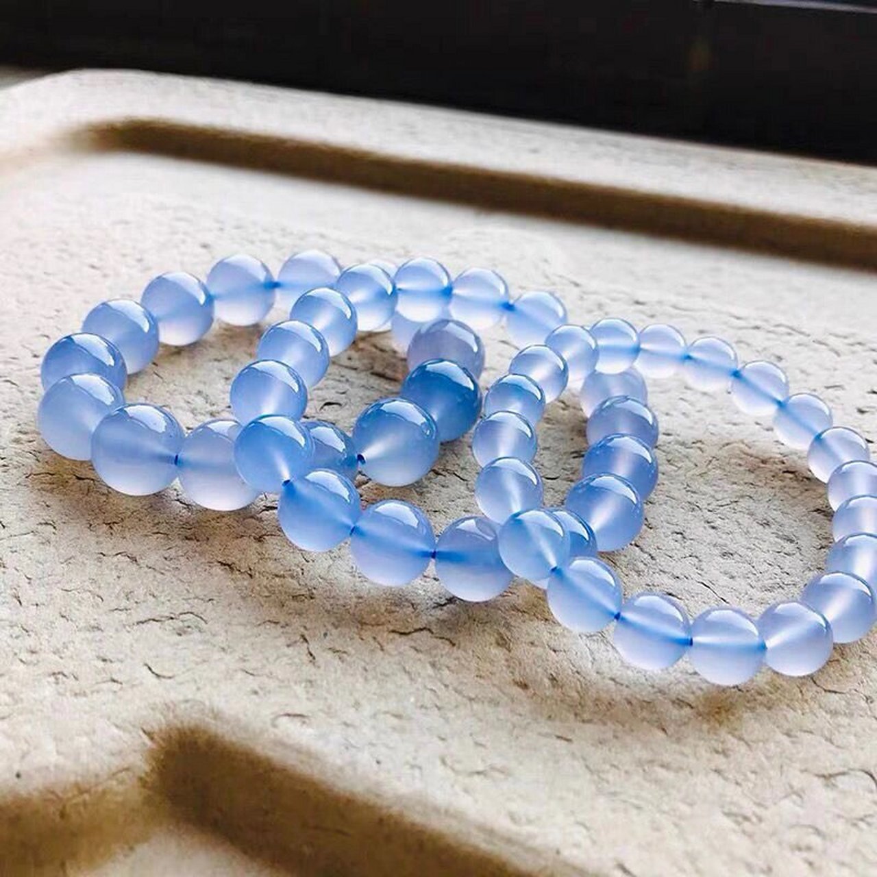 天然水晶土耳其蓝纹玛瑙蓝玉髓手蓝玉髓的功效与作用: 心理酌用