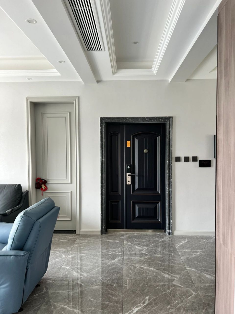 房间门比进户门高怎么办?