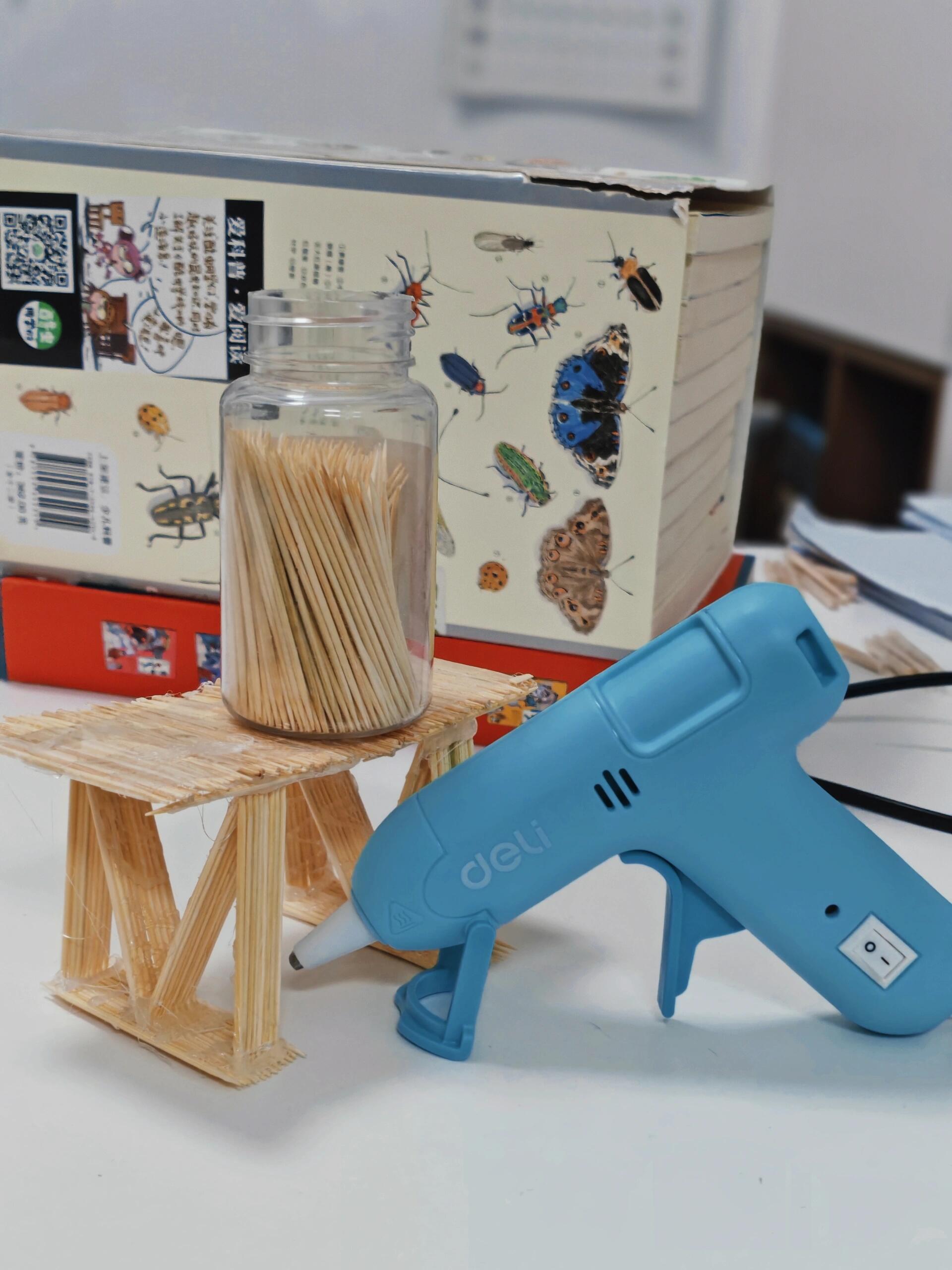 手工牙签桥成功