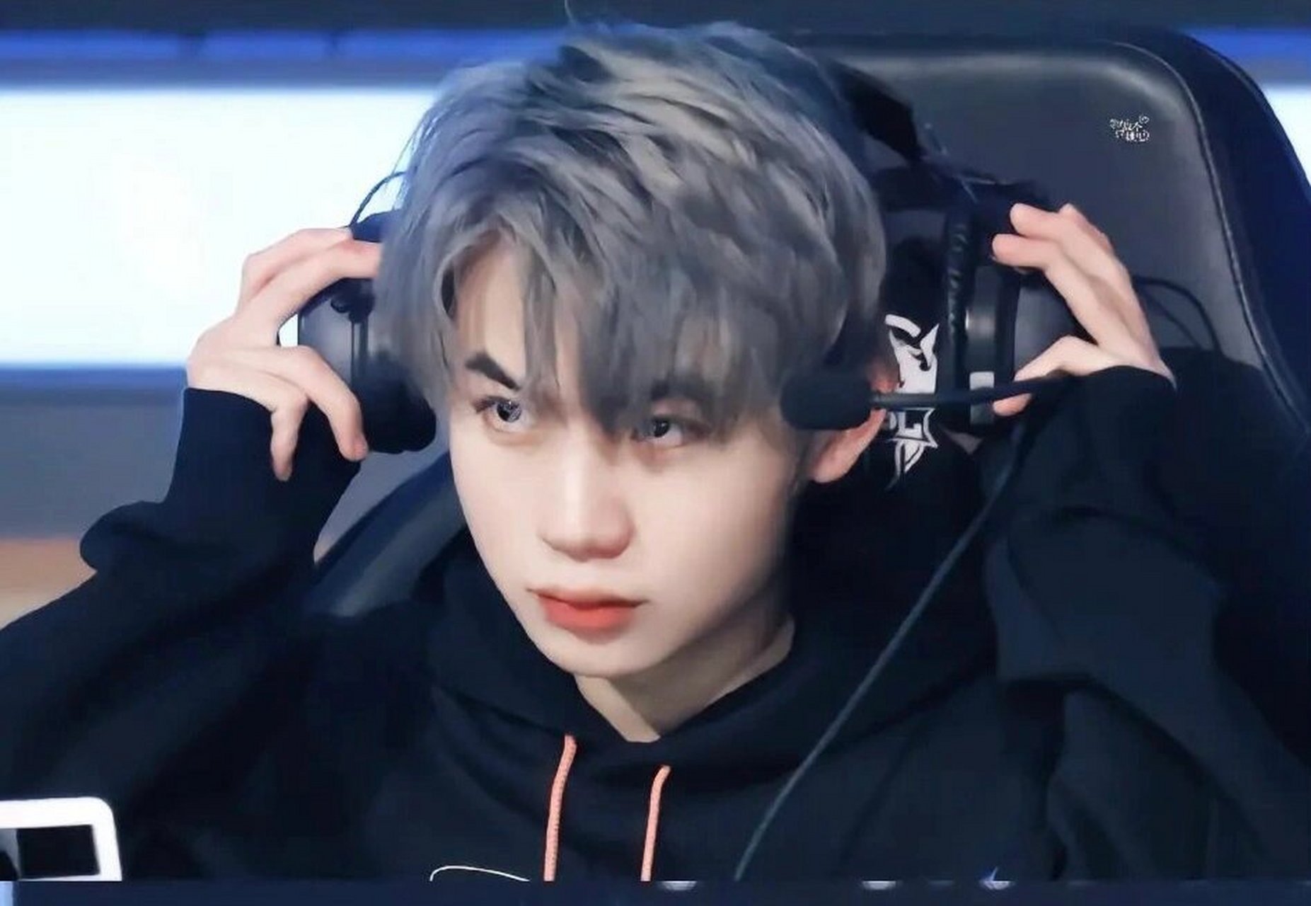 九尾 许鑫蓁同款雾霾蓝!