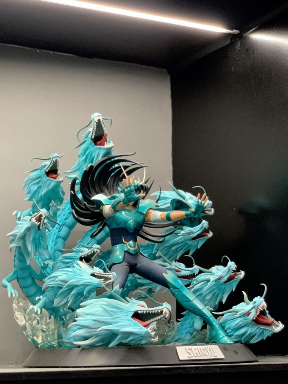 这款 tsumet社出品的圣斗士 紫龙 庐山百龙霸 全球限量手办 2015年