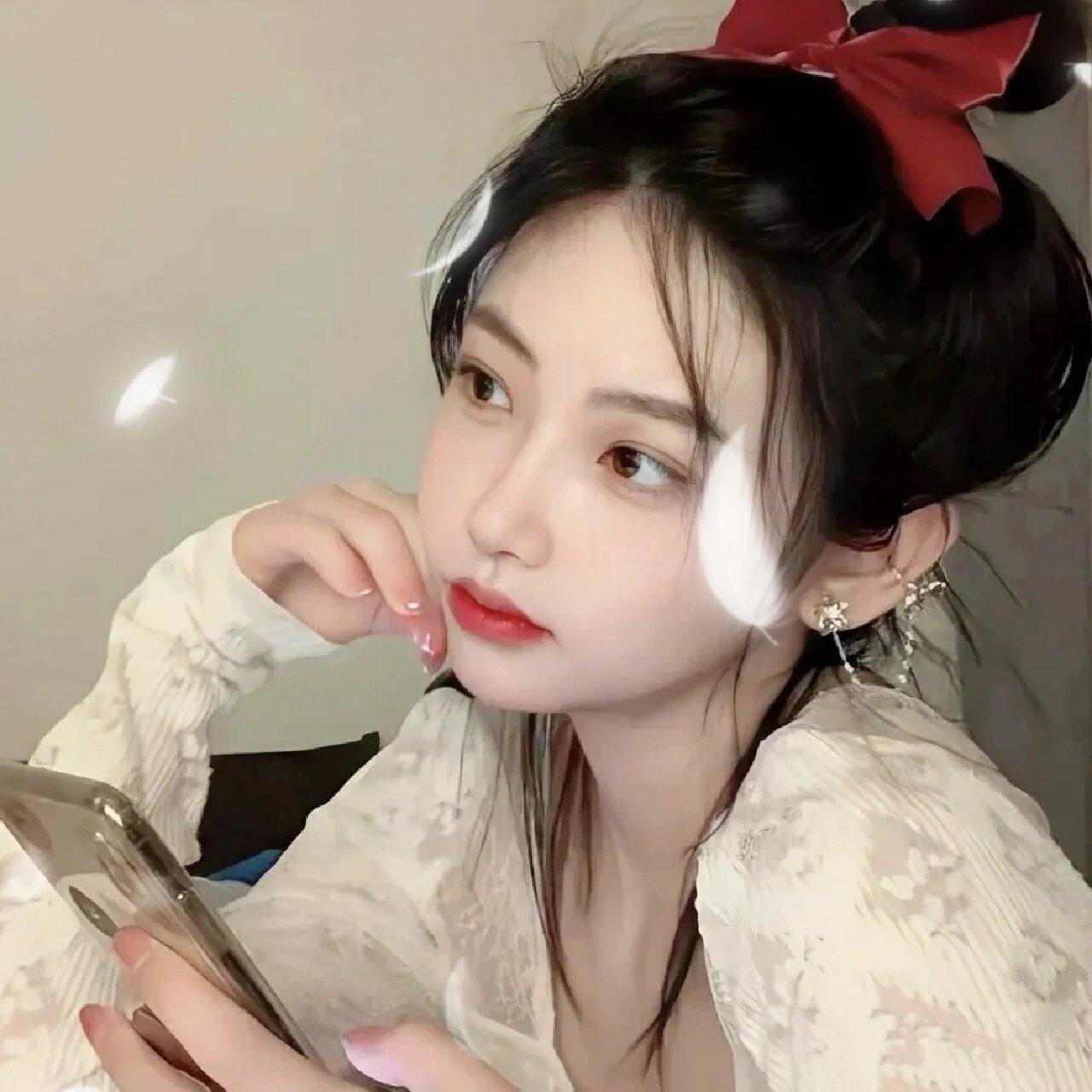 白色系无水印真人女头像