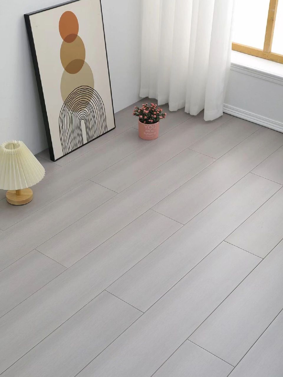 木地板优缺点第二篇:圆盘豆木地板 别名:非洲紫檀,绿柄桑 个人认为