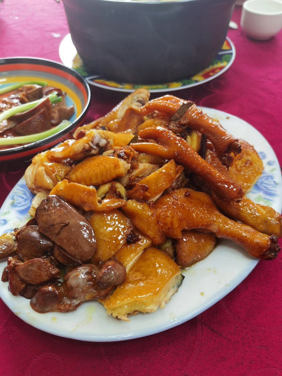 得闲打卡:廉江一日游 中午食三杯鸡,晚上食白切鸡.