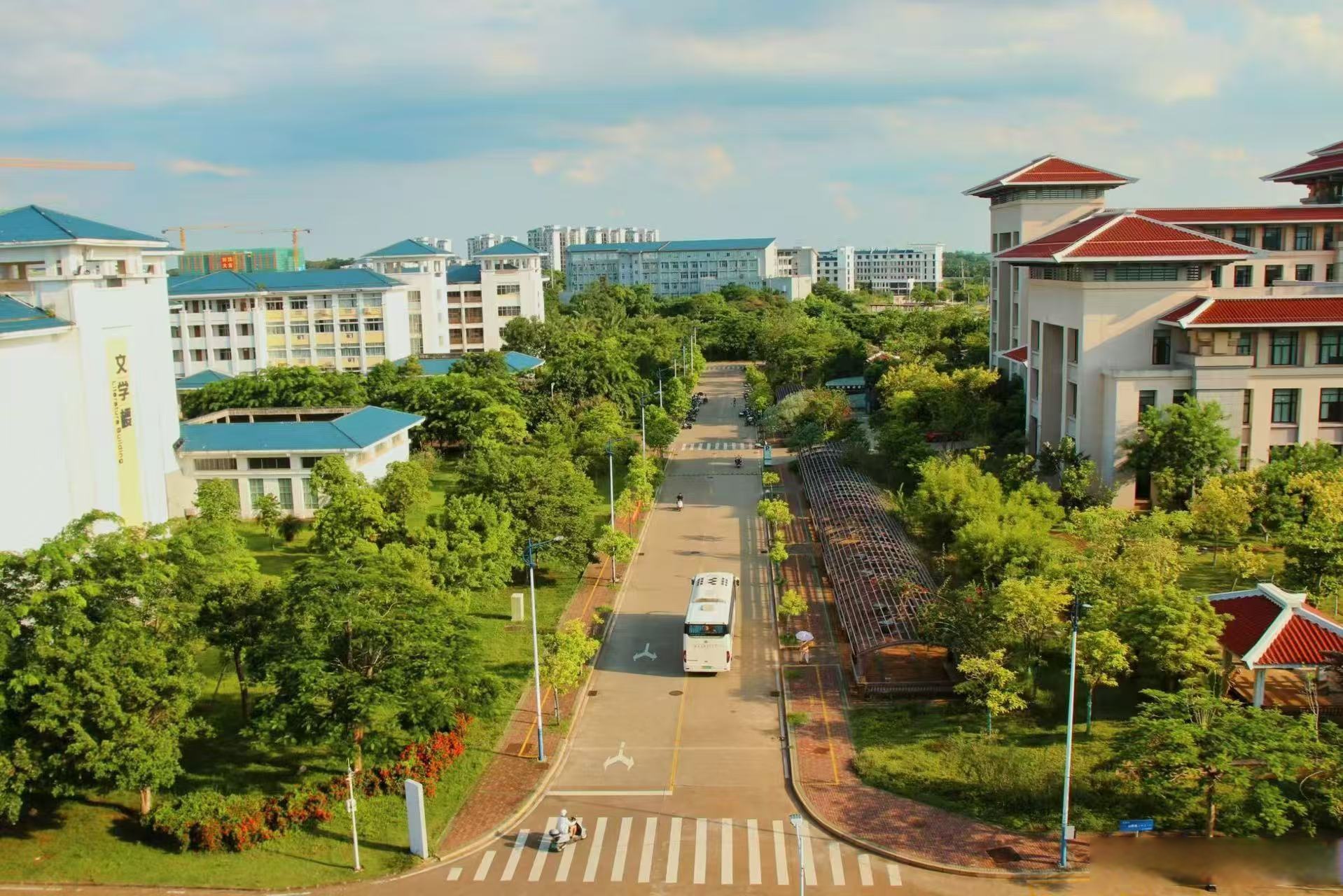 滨海师范学院图片