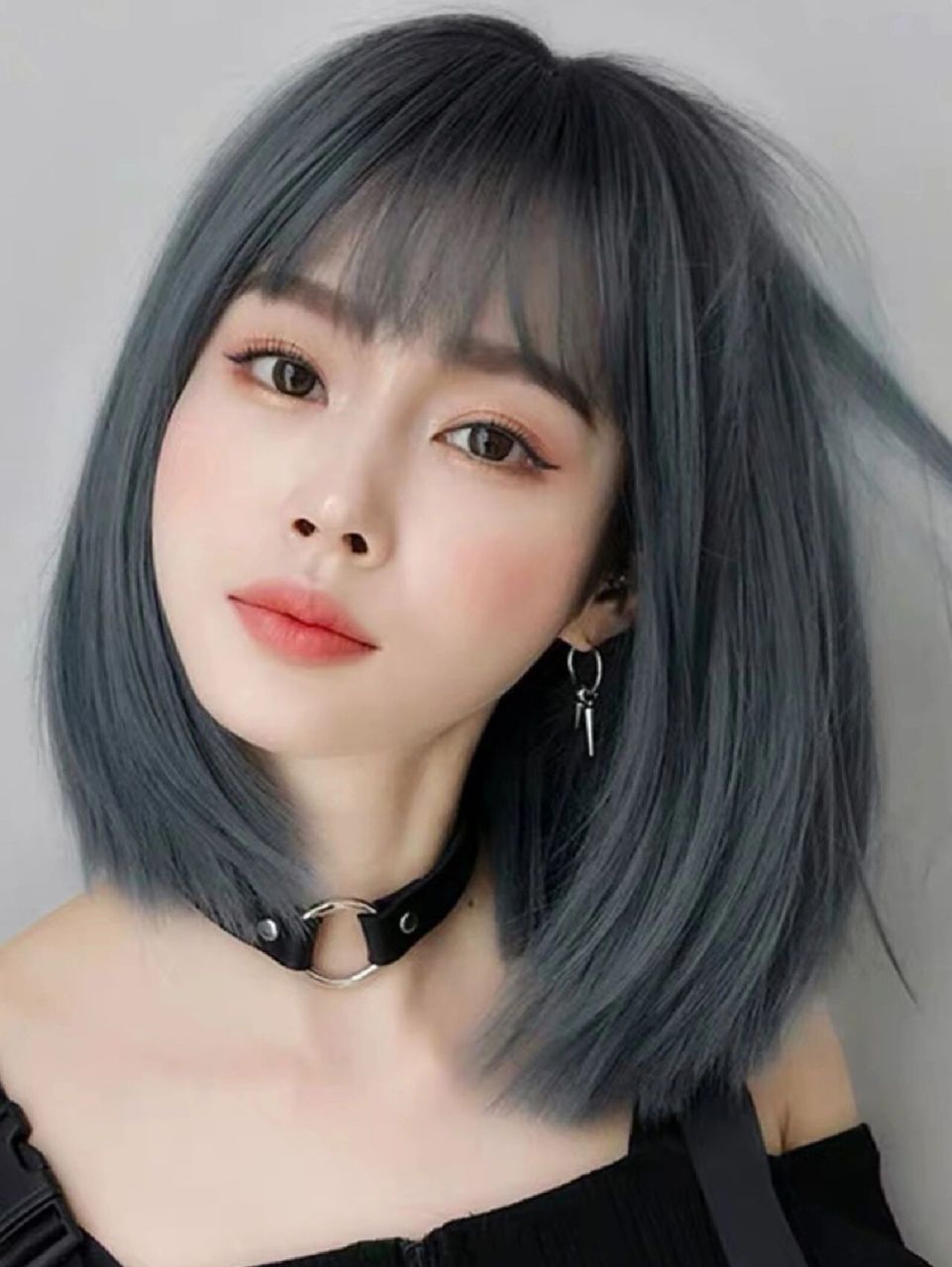 2023流行显白发色    分享一个超吸睛发色-雾霾蓝发色相对低调但是真