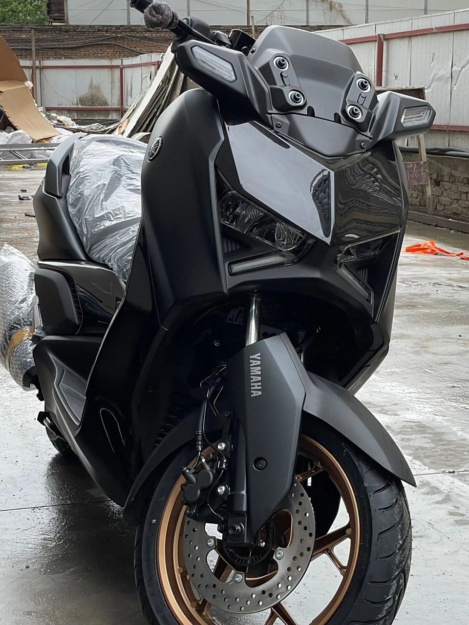 23款新款雅马哈xmax300泰率辣