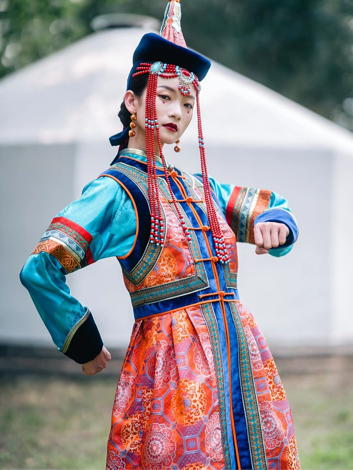 主体:56个民族服饰合集 服饰:蒙古族 模特 妆造: 摄影:本人