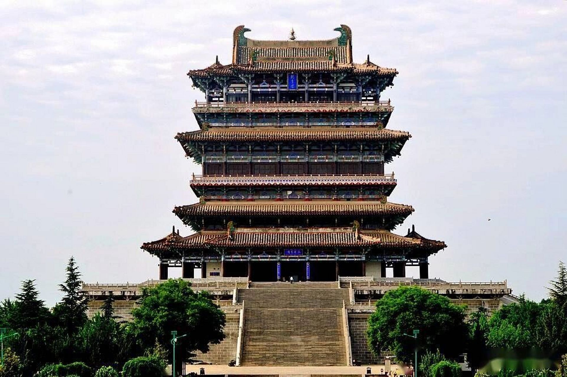 大美家乡--永济鹳雀楼 鹳雀楼,又名鹳鹊楼,位于山西省运城市永济市