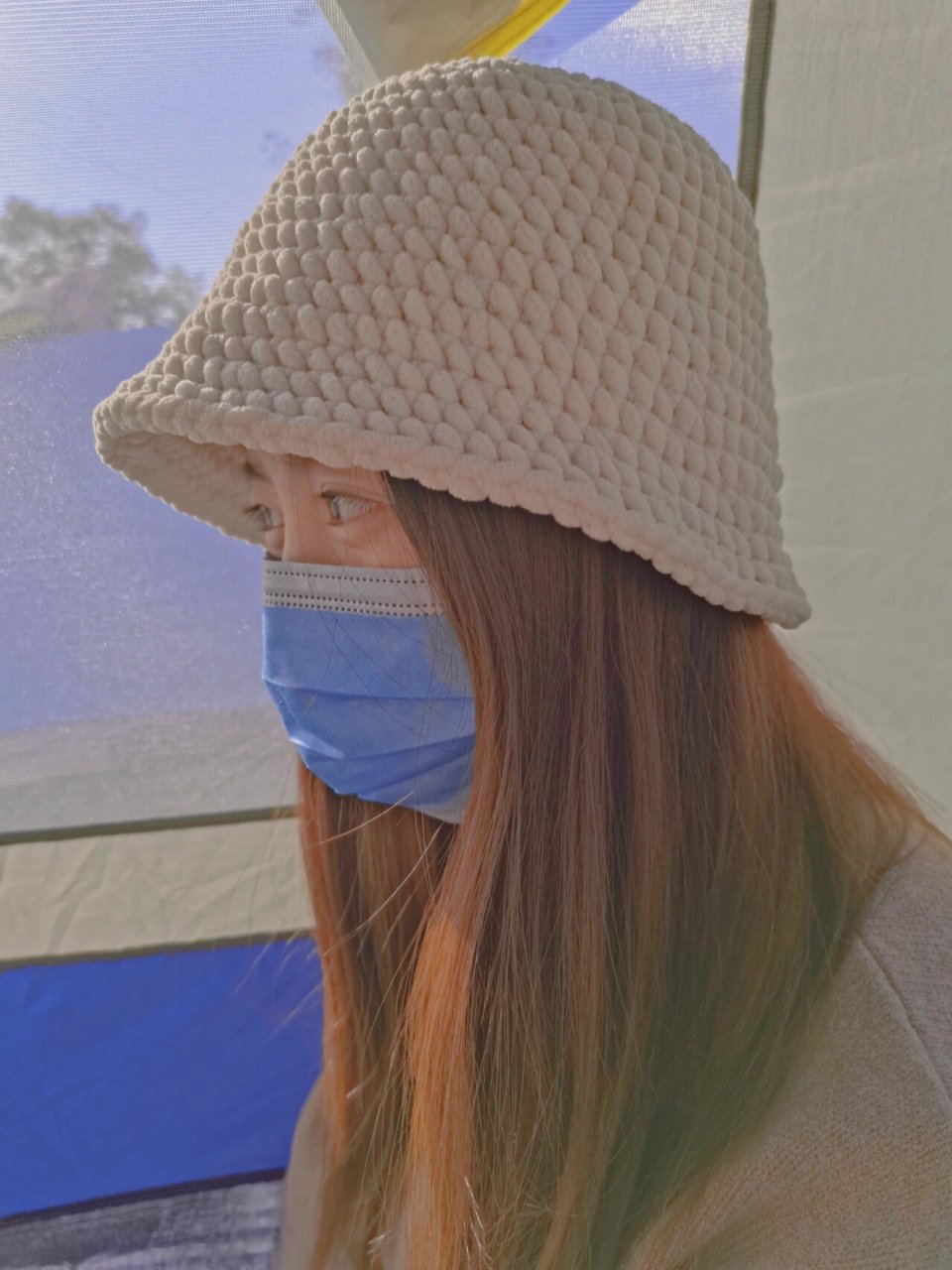 冰条线编织渔夫帽附图解 冰条线编织渔夫帽 简单百搭 图上是卡其白