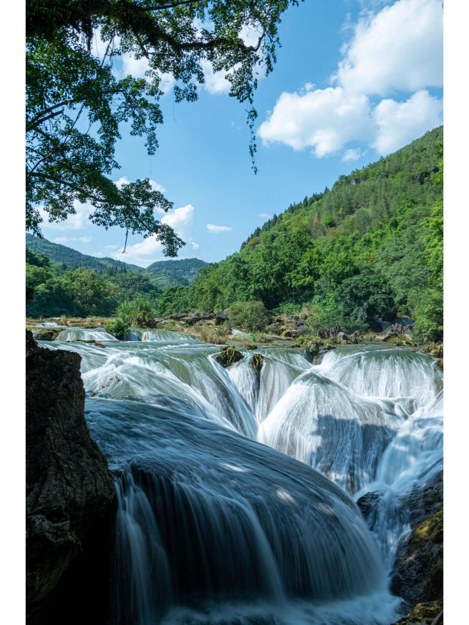 黄果树瀑布和小七孔怎么选 风景都很漂亮,但是小七孔的体验比黄果树好