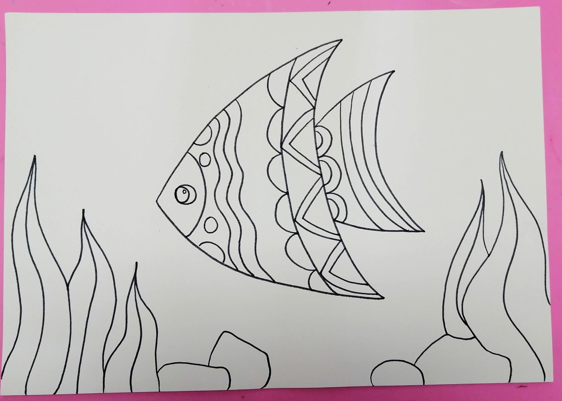 儿童绘画热带鱼