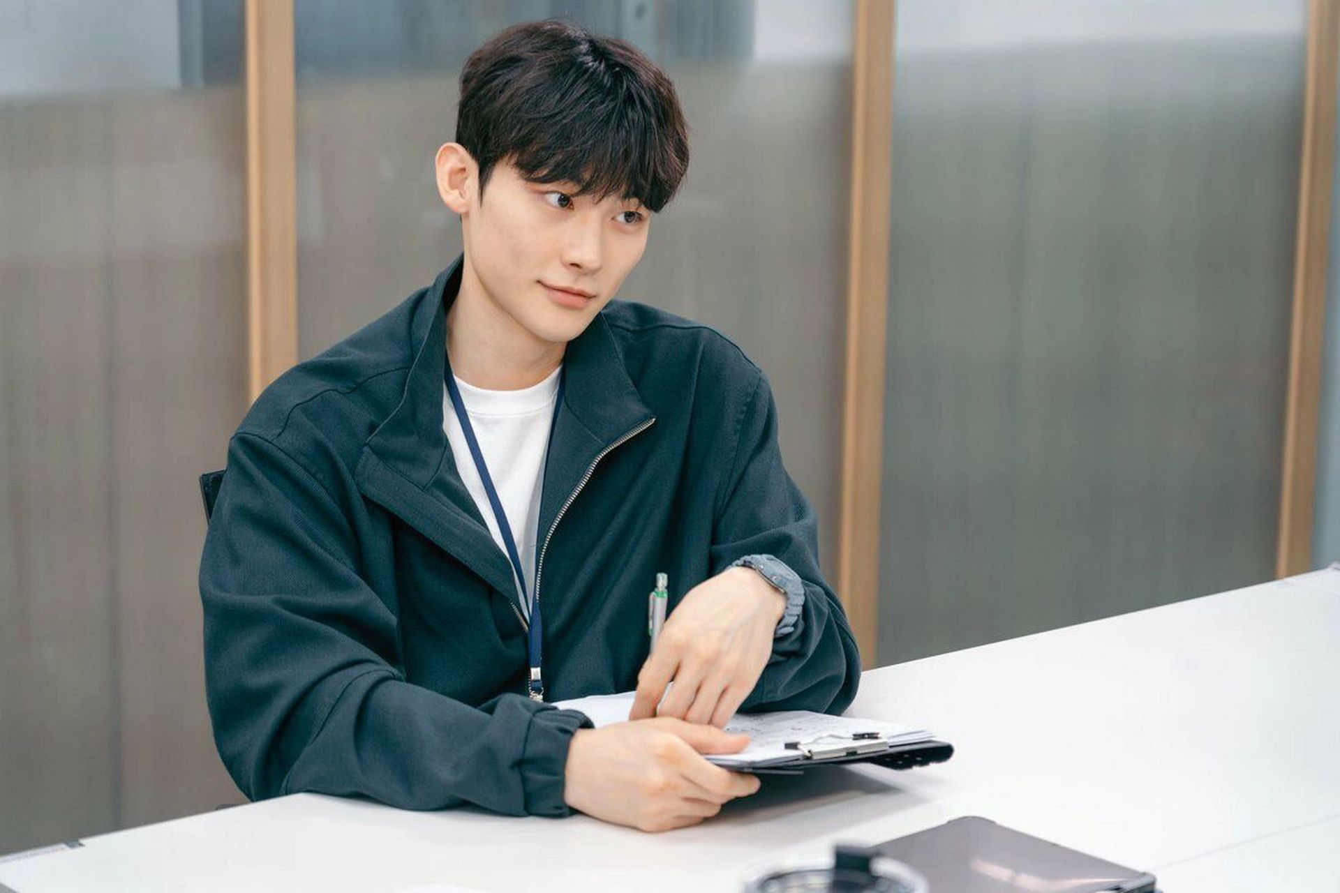 卡哇1也是1哈哈哈哈 彩色相机账号:gyue_ing 李昇奎饰申基泰 出生日期