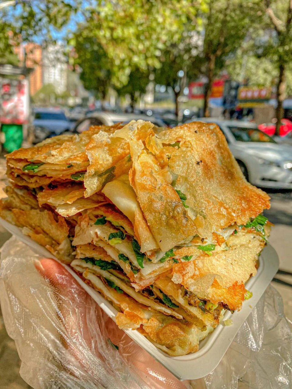 武汉季节美食"炕豆丝",绿豆和大米做的豆丝 童年记忆美食～ · 以前到