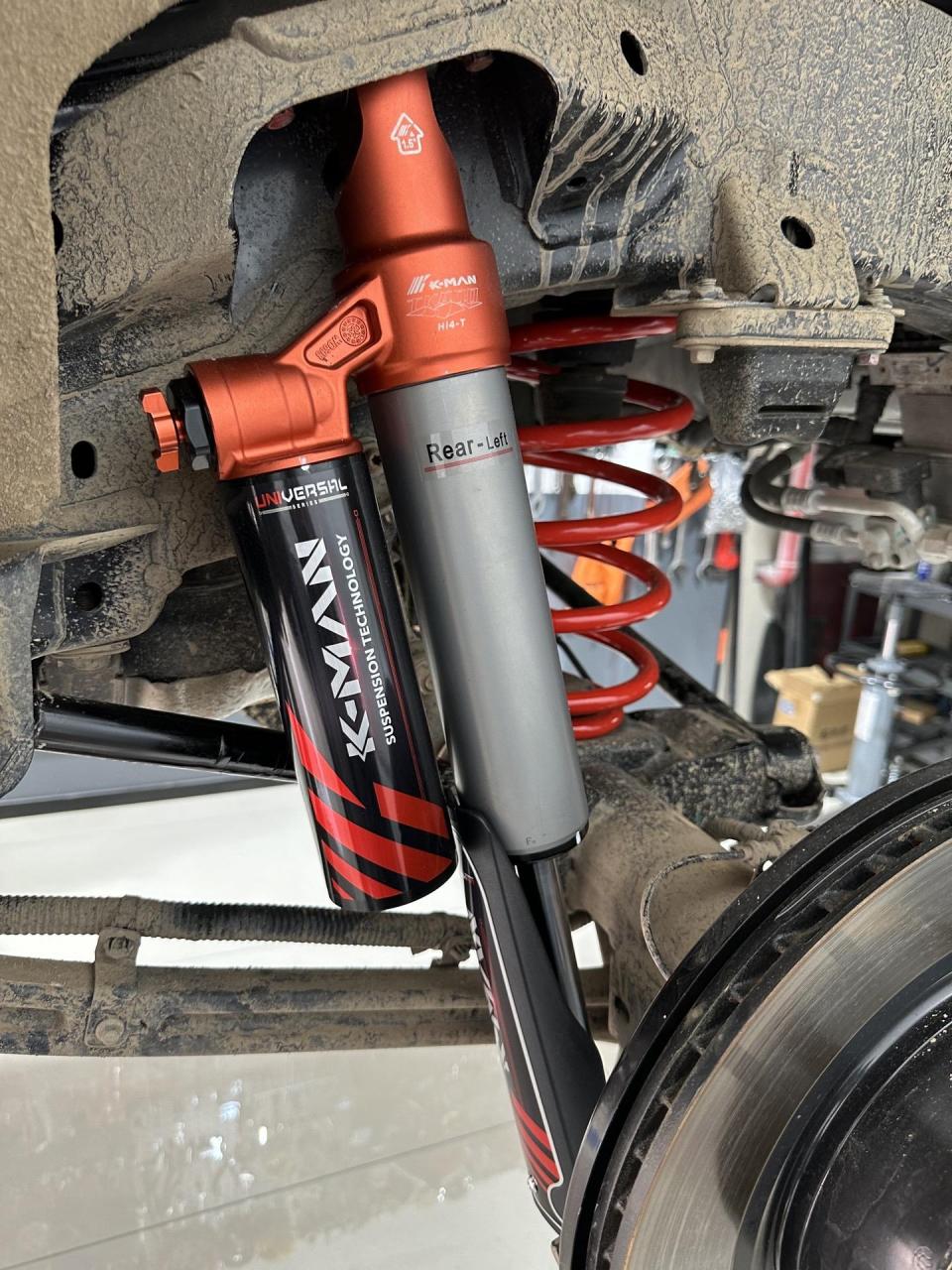 长城坦克400hi4t安装科曼中东版氮气减震