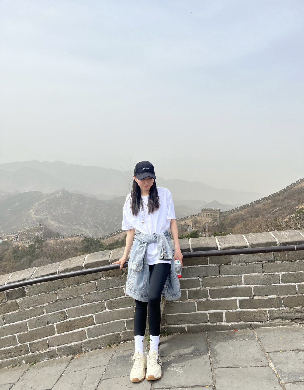 长城 好汉游客照,雾霾很严重哎01