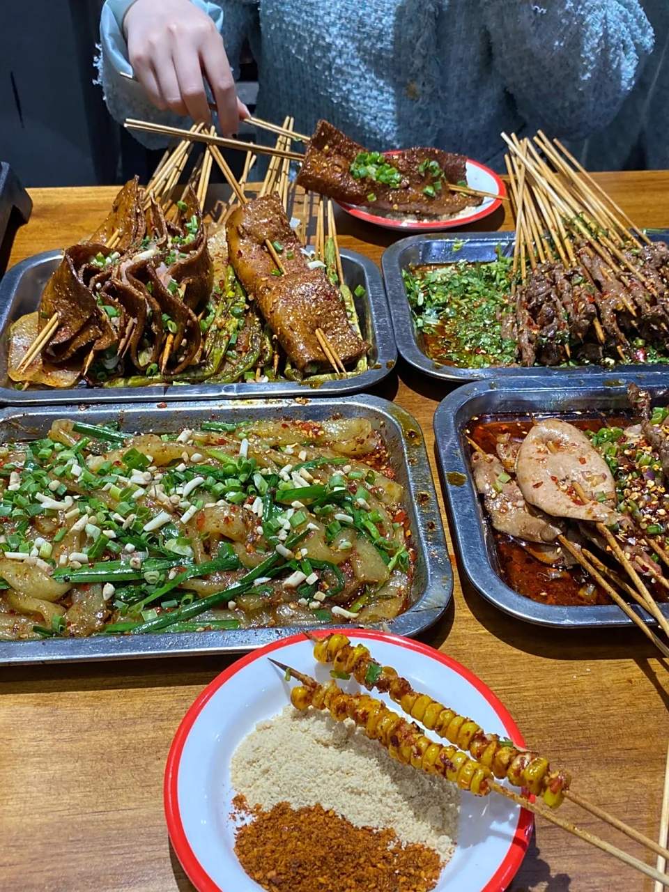 可以一直一直去的烧烤…  这家烧烤真的可以,烤牛肉算是在成都吃到最