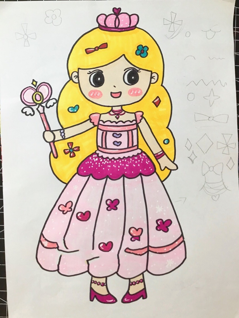 💒儿童创意画公主🎀 小敏敏的原创公主,这个脚请忽略它好嘛,只是