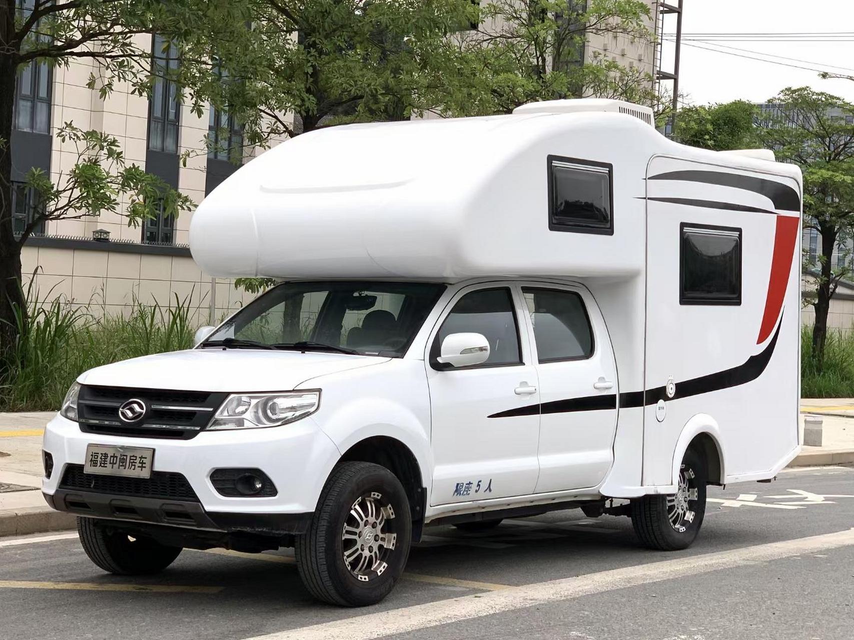 巨威梦之旅黄海皮卡双排房车,2018年10月上牌,国五排放,汽油手动挡