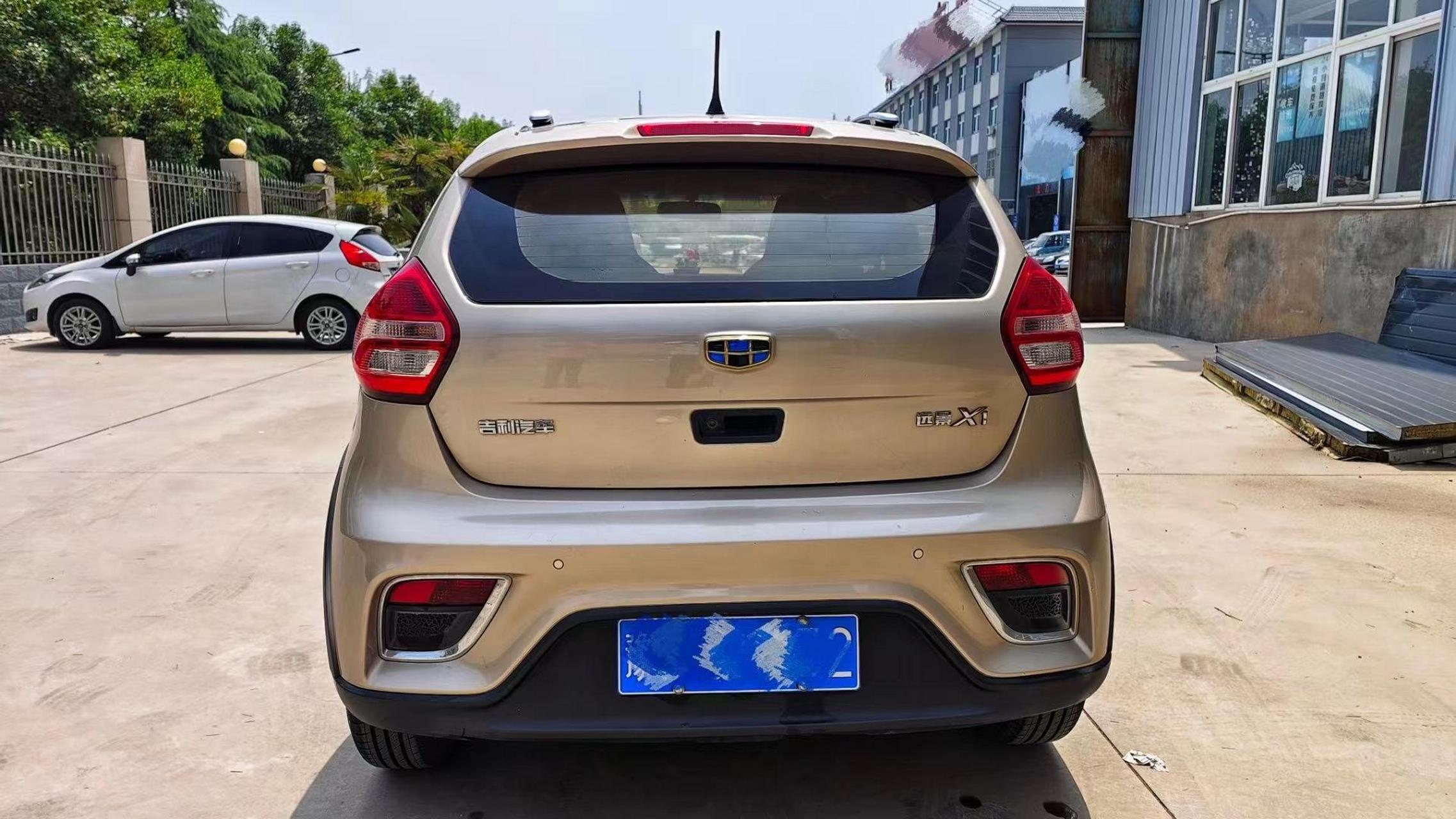 新到18年远景x1自动挡小suv,极品车况两万多公里,一口价2.88万