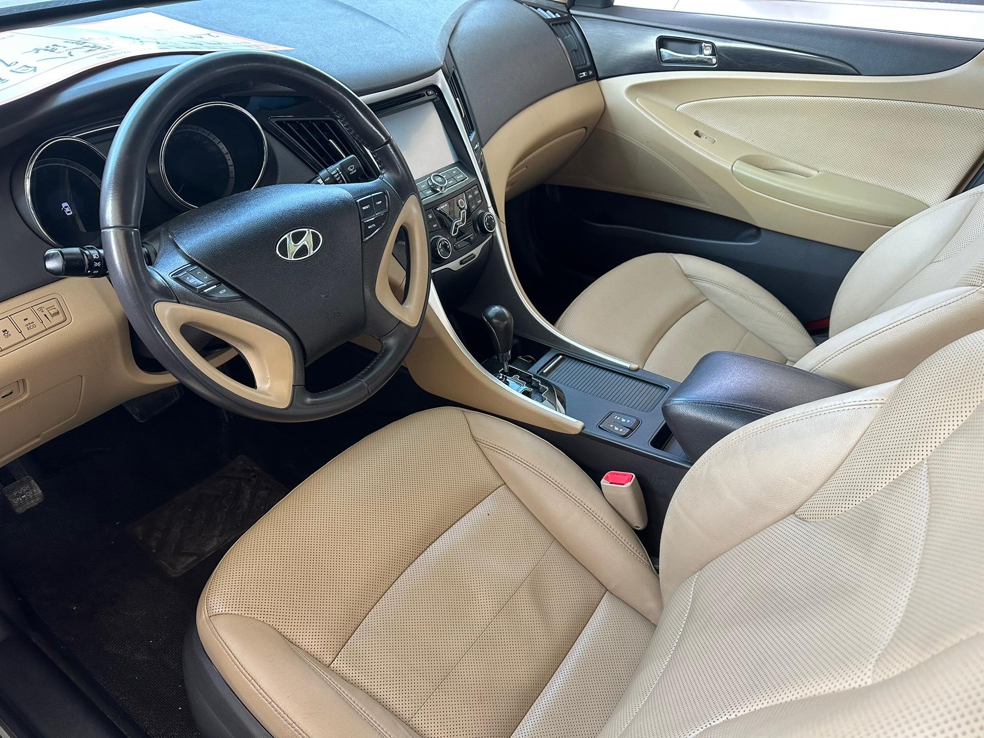 14年现代索八,2.4l