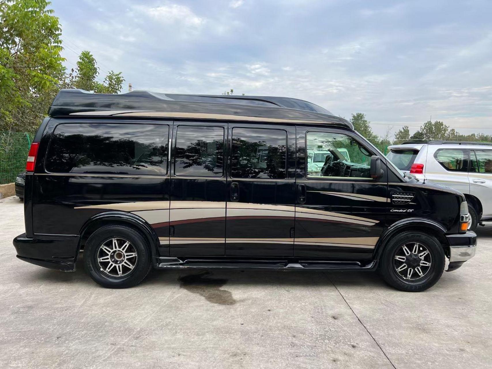 08年雪佛兰特使,5.3l限量版双开门,私家一手,全车铁皮件原车漆