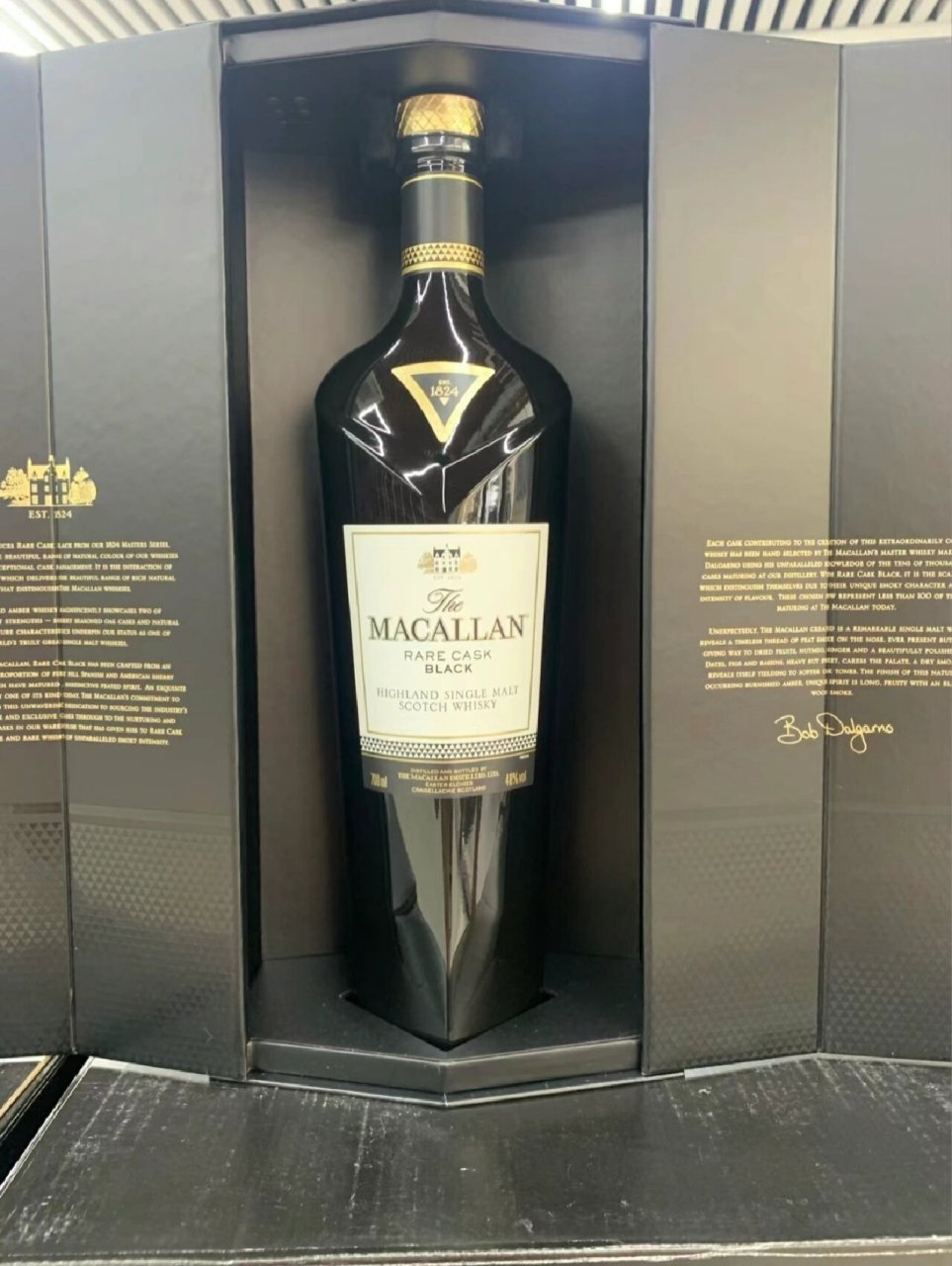 麦卡伦湛黑 麦卡伦黑钻单一麦芽威士忌48%rare cask black 的诞生
