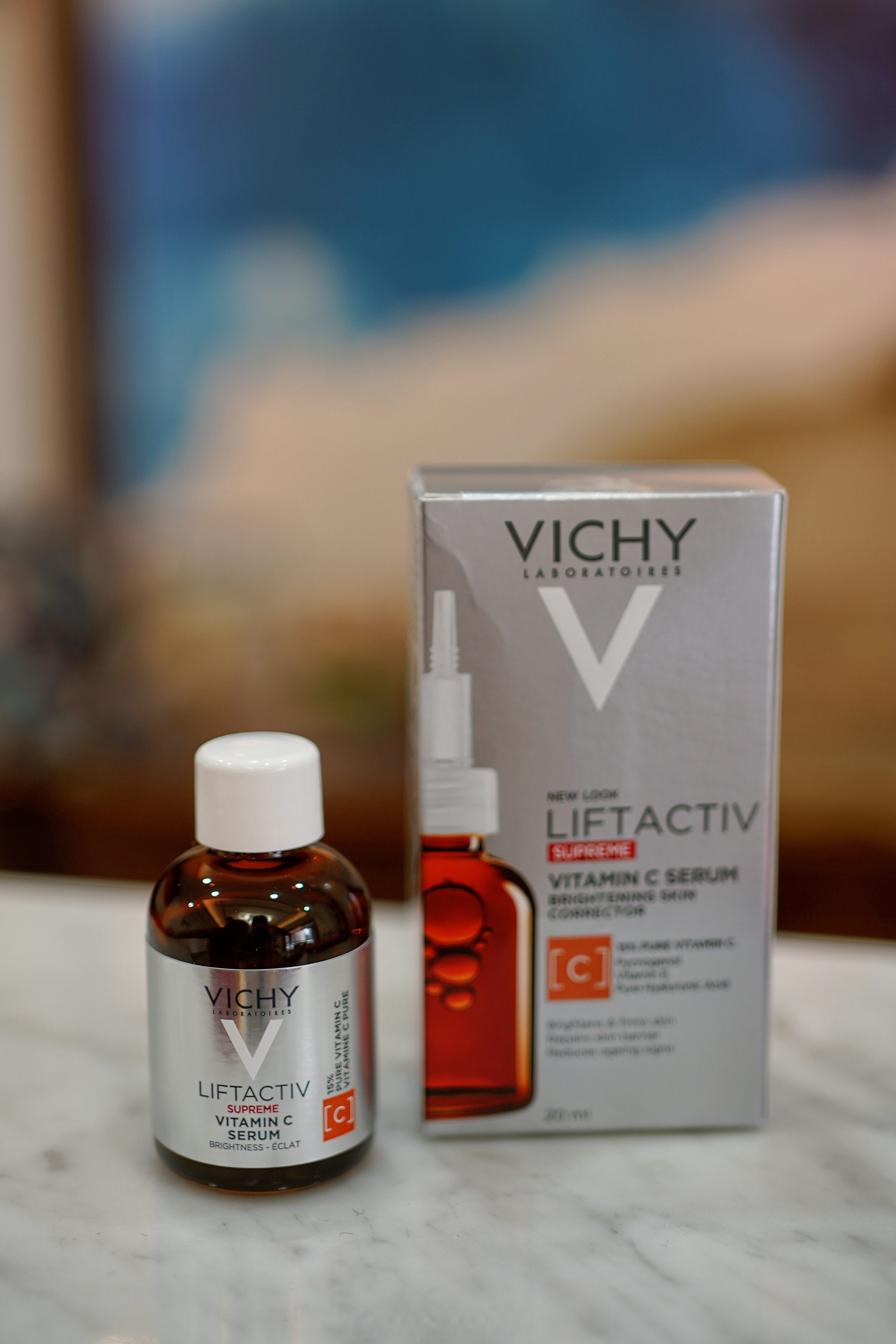 入手了这款薇姿15%vc精华可以很好修护氧化受损的肌肤.