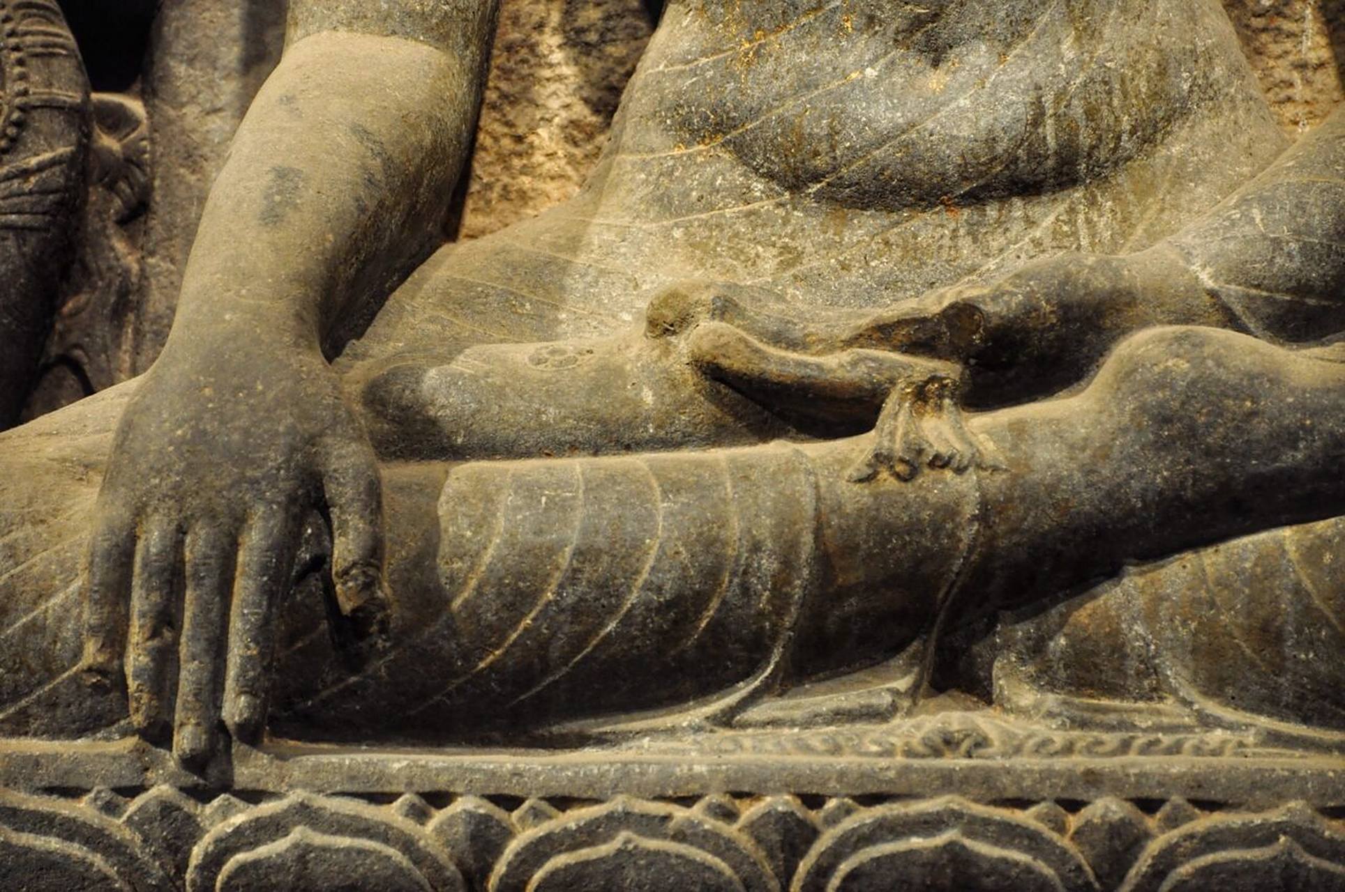 审美积累|佛陀降魔成道坐像·旅顺博物馆藏 佛陀降魔成道坐像·波罗