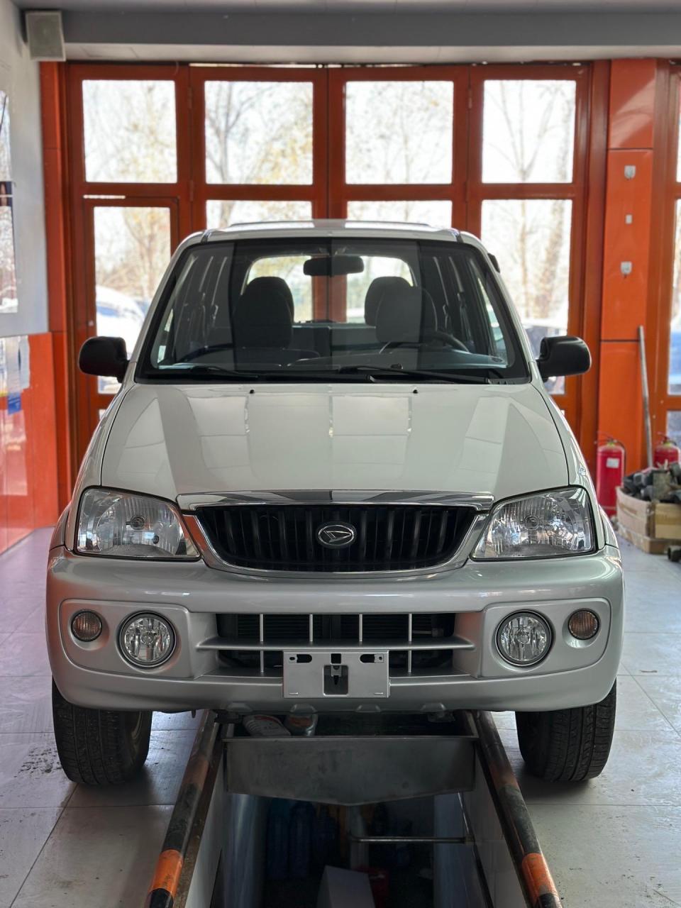 2004年 天津一汽 大发 特锐 1.