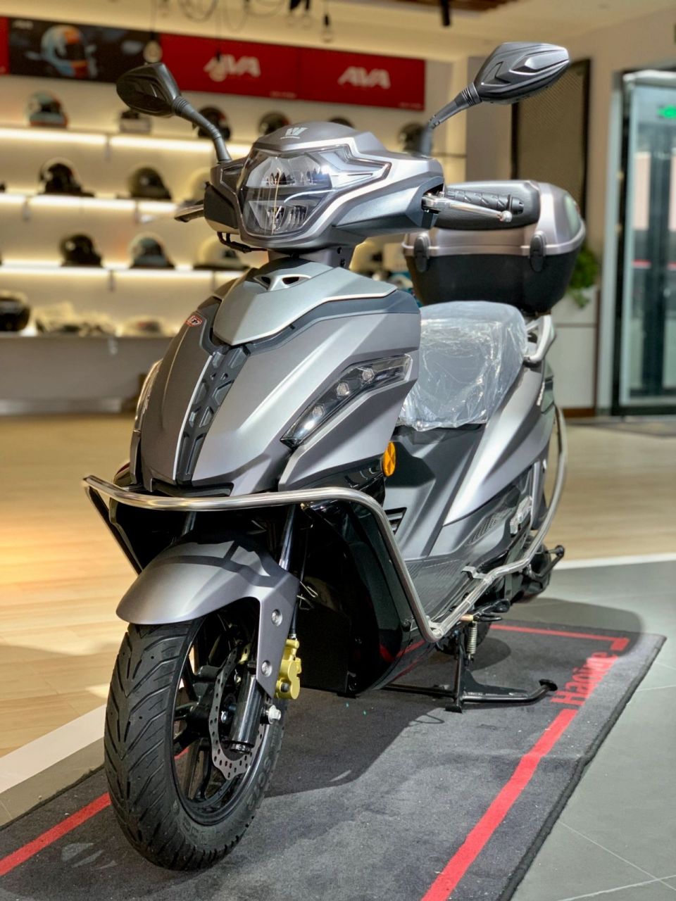 豪爵铃木 热门小踏板推荐